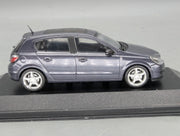Coches en miniatura 1:43 Minichamps Mercedes Benz SL65 AMG Black Series Plata con embalaje original