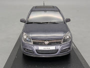 Coches en miniatura 1:43 Minichamps Mercedes Benz SL65 AMG Black Series Plata con embalaje original