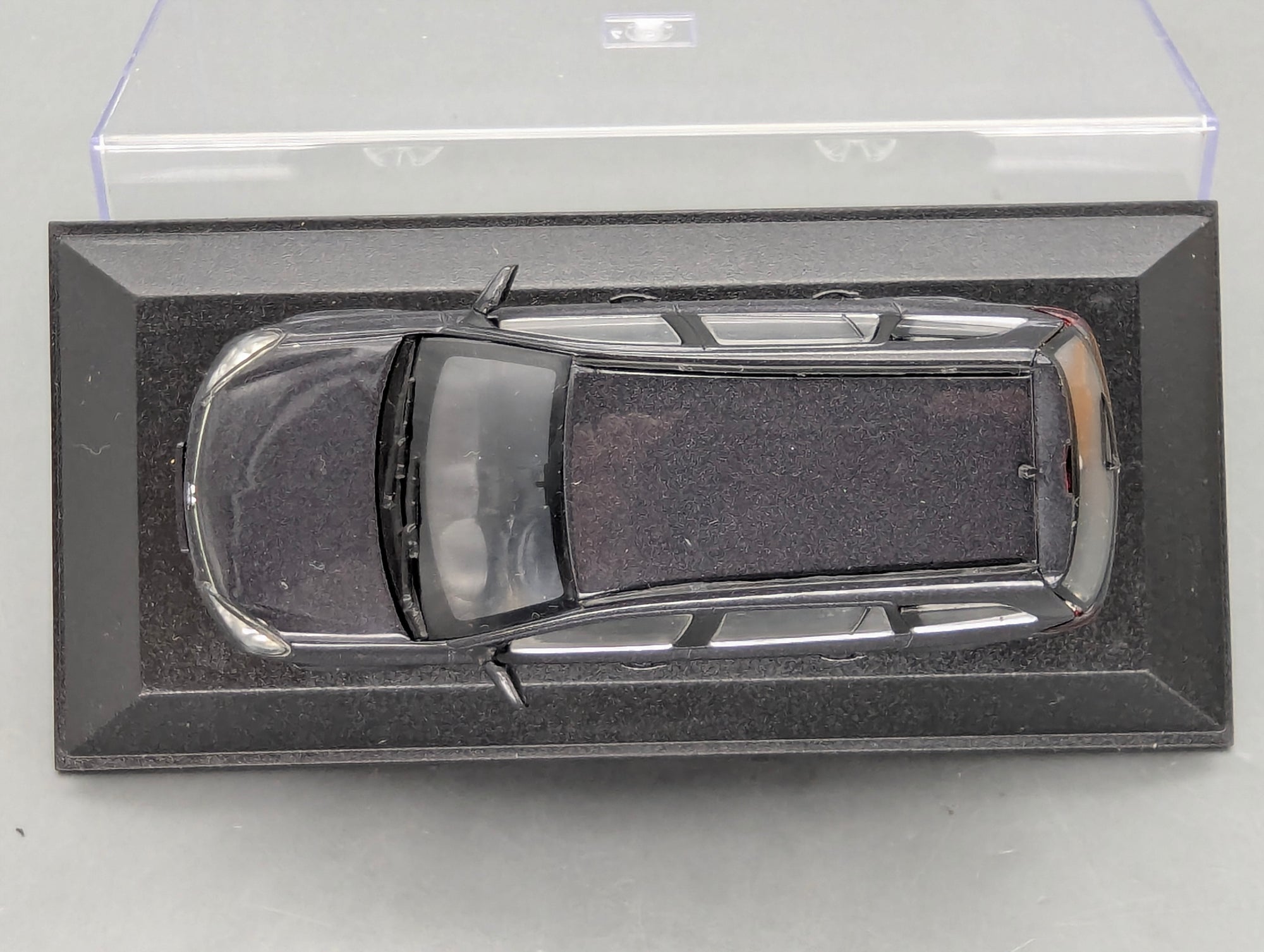 Model Cars 1:43 Minichamps Mercedes Benz SL65 AMG Black Series Silver with original packaging