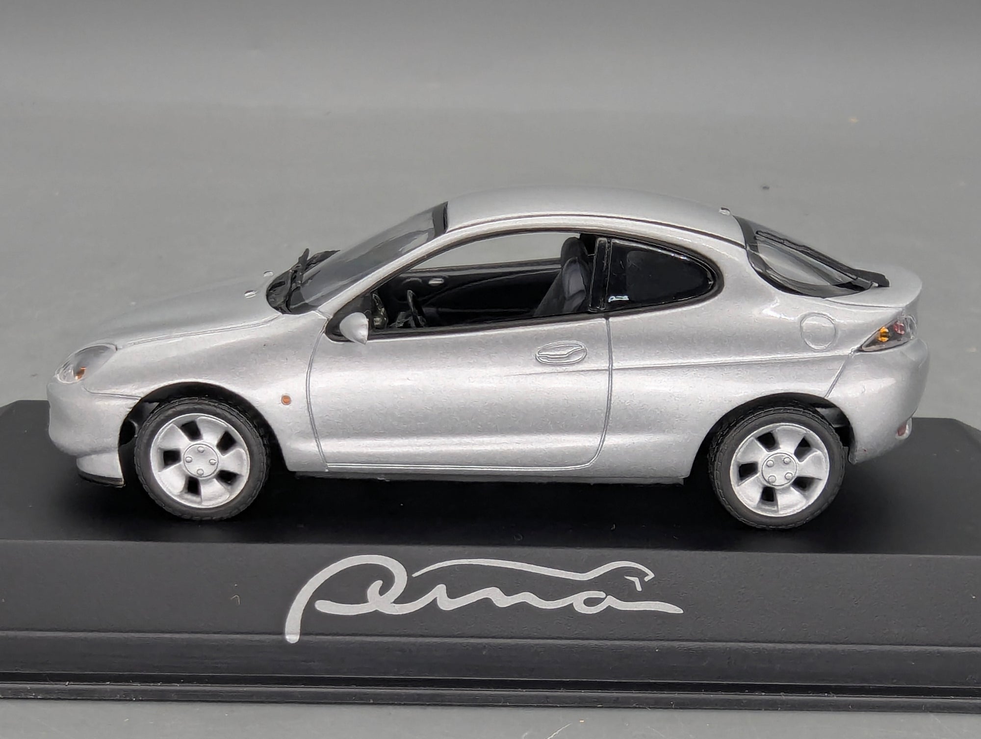 Coches en miniatura 1:43 Minichamps Mercedes Benz SL65 AMG Black Series Plata con embalaje original