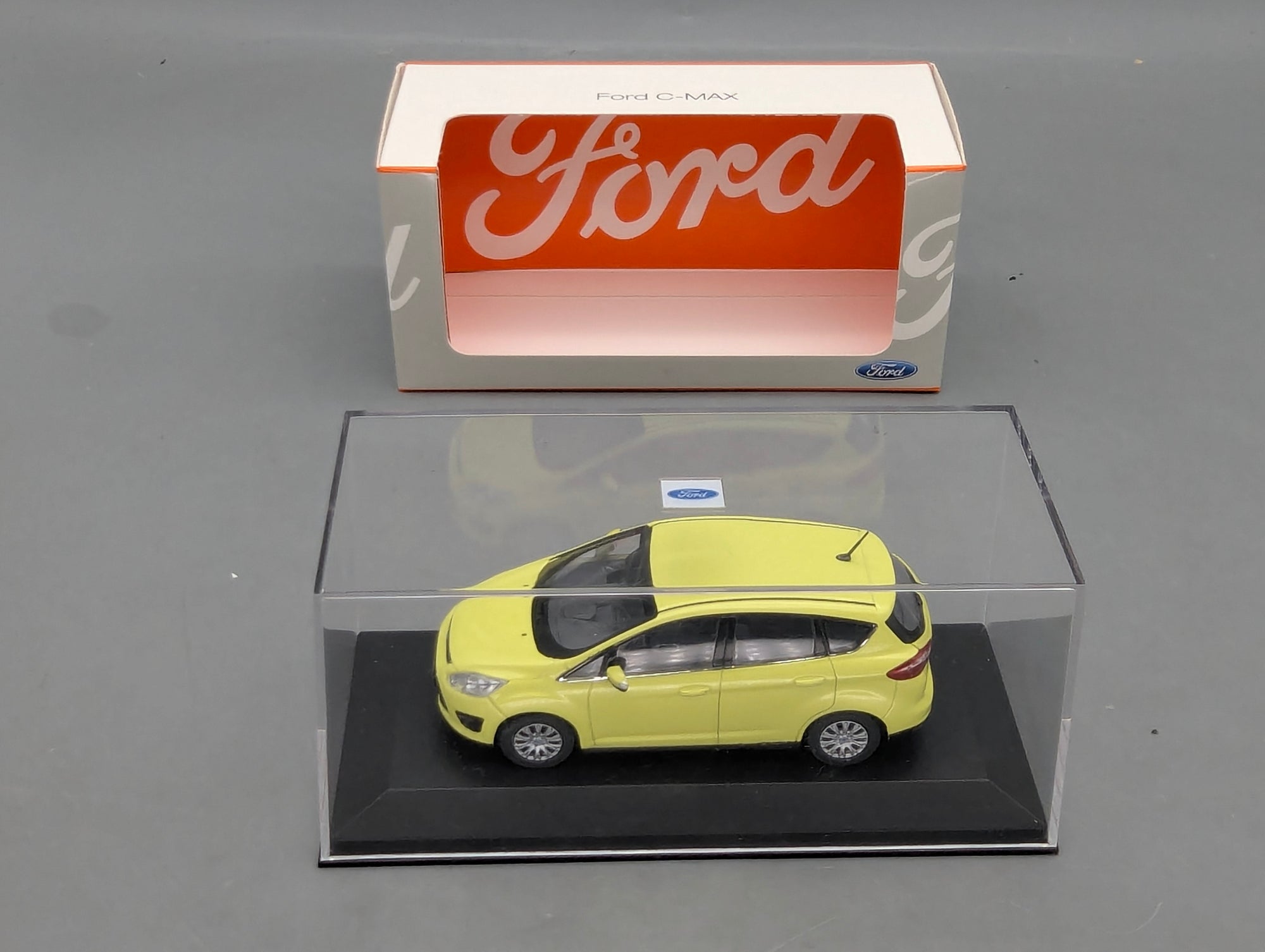Coches en miniatura 1:43 Minichamps Mercedes Benz SL65 AMG Black Series Plata con embalaje original