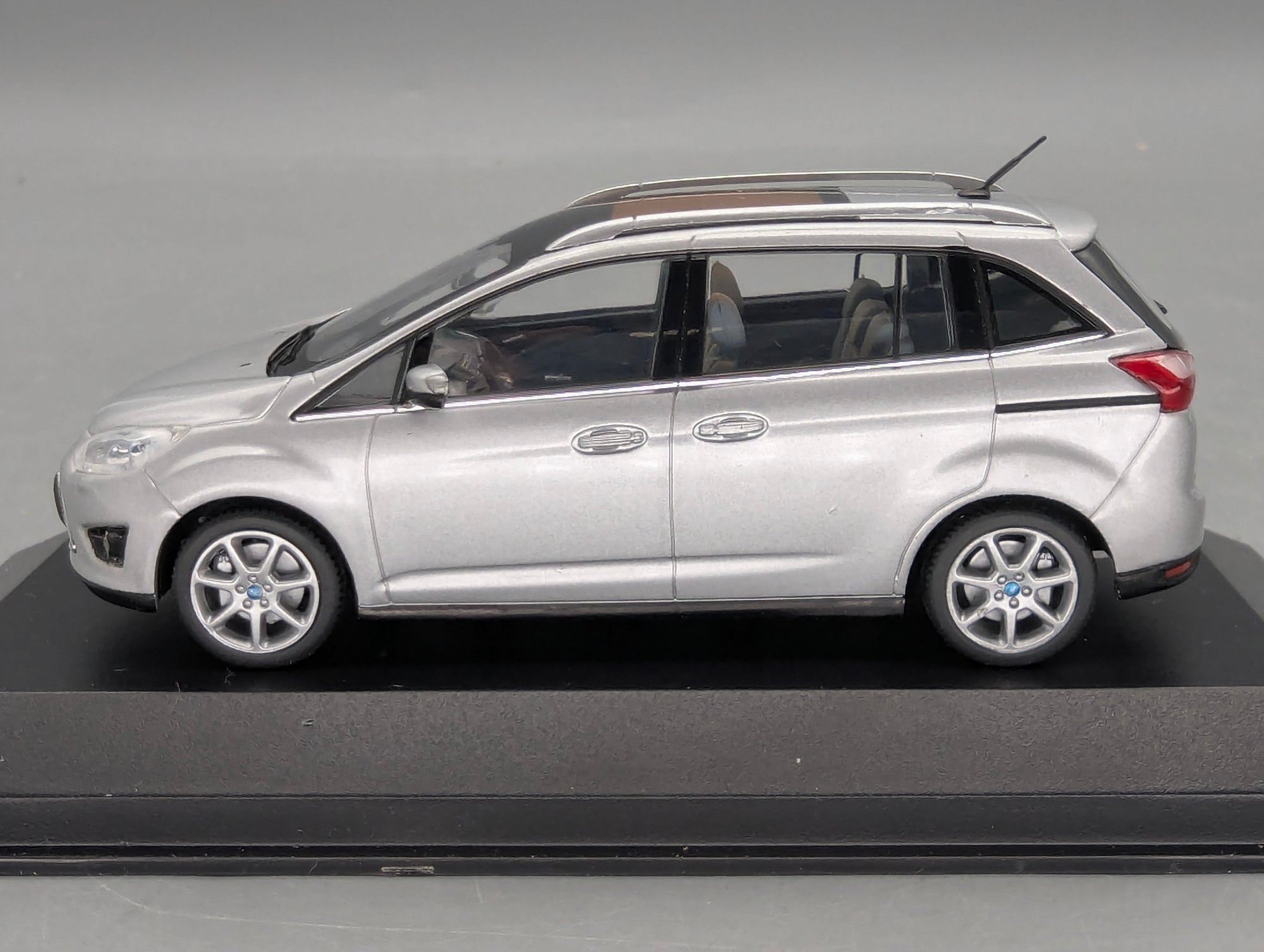 Model Cars 1:43 Minichamps Mercedes Benz SL65 AMG Black Series Silver with original packaging
