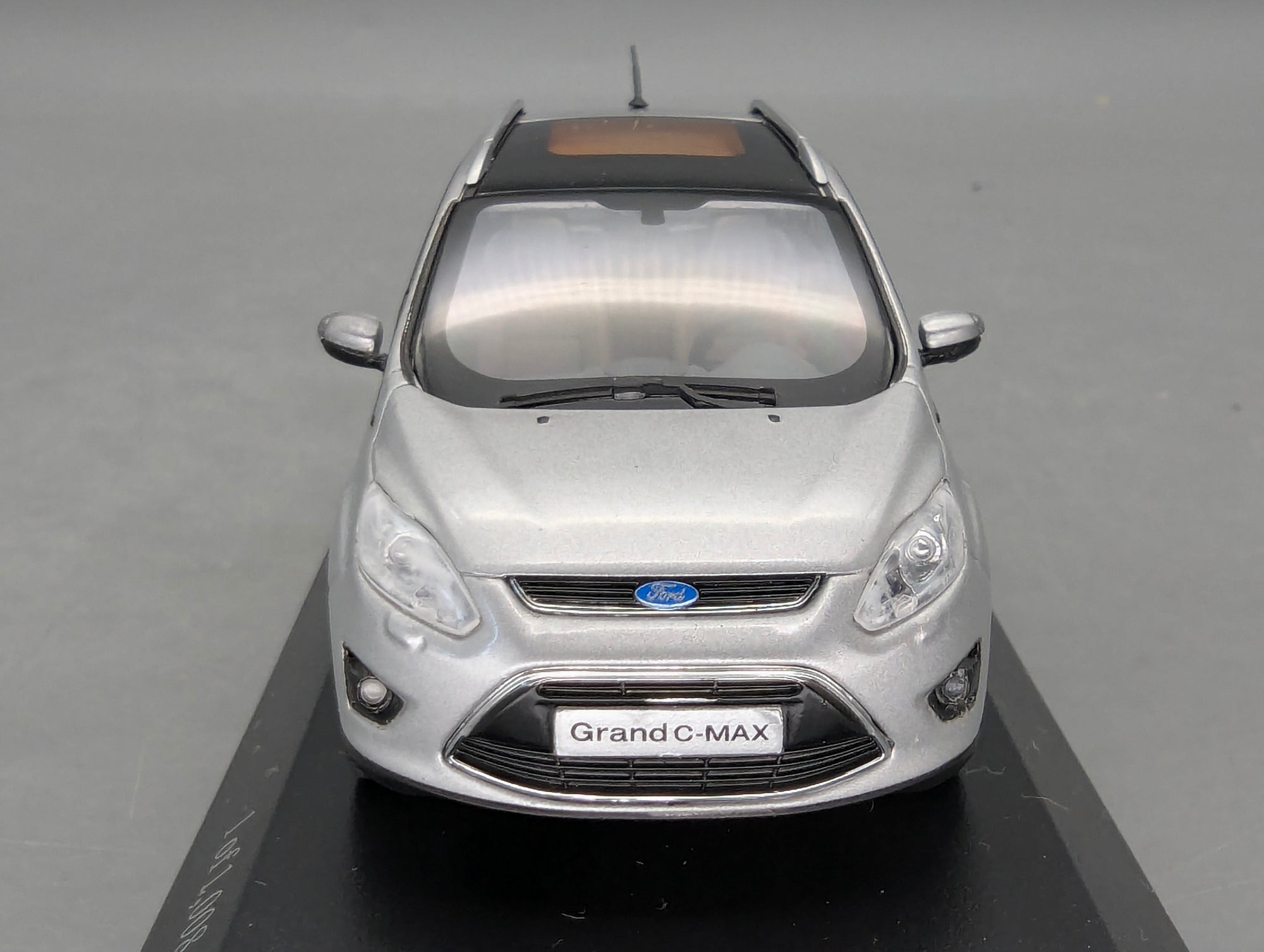 Model Cars 1:43 Minichamps Mercedes Benz SL65 AMG Black Series Silver with original packaging
