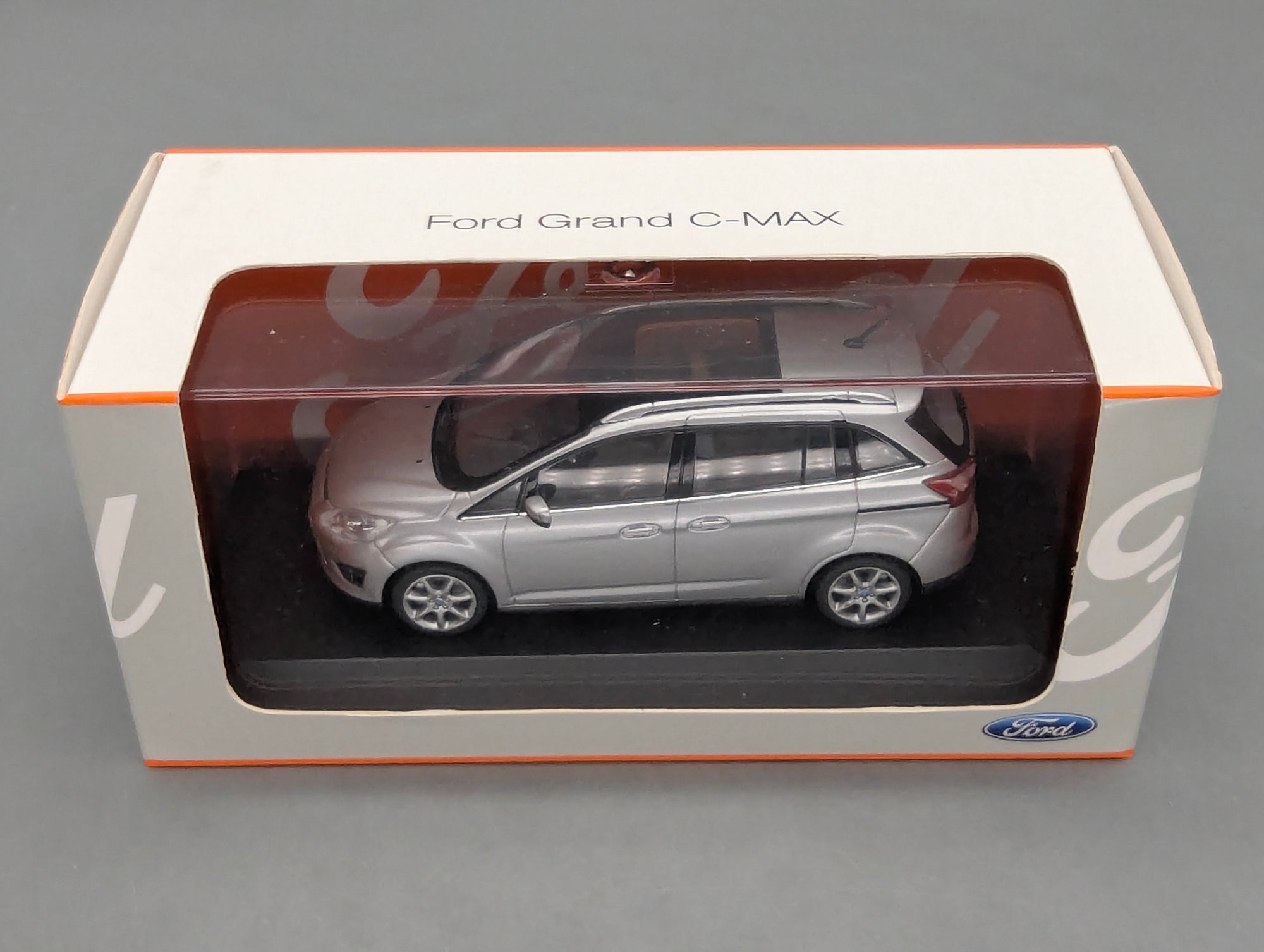 Model Cars 1:43 Minichamps Mercedes Benz SL65 AMG Black Series Silver with original packaging