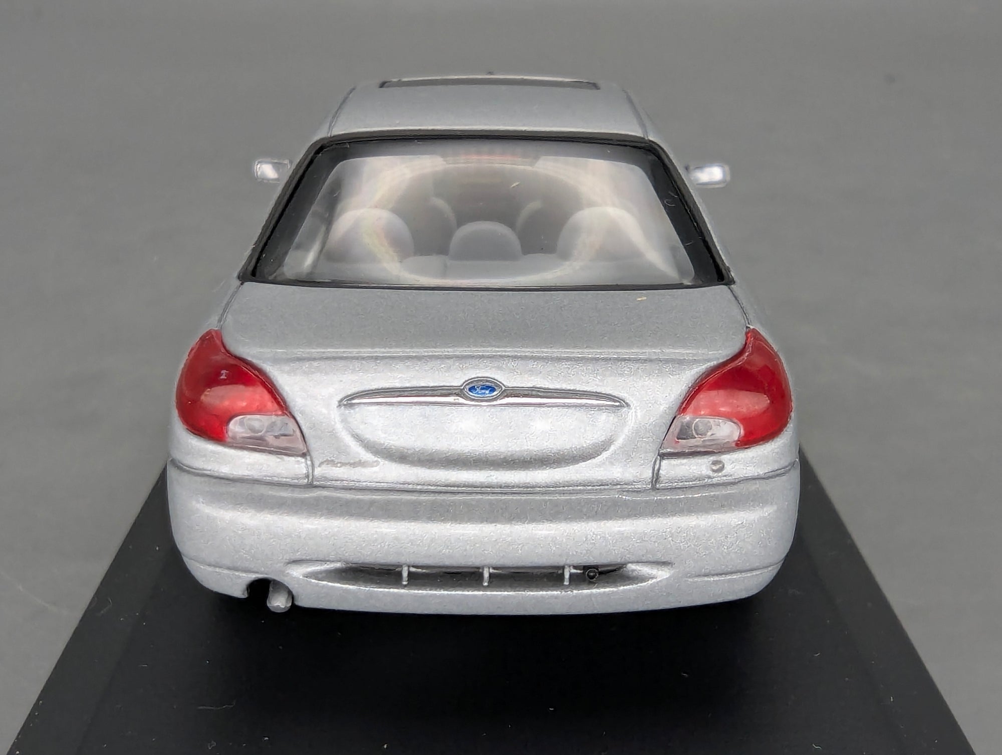 Coches en miniatura 1:43 Minichamps Mercedes Benz SL65 AMG Black Series Plata con embalaje original