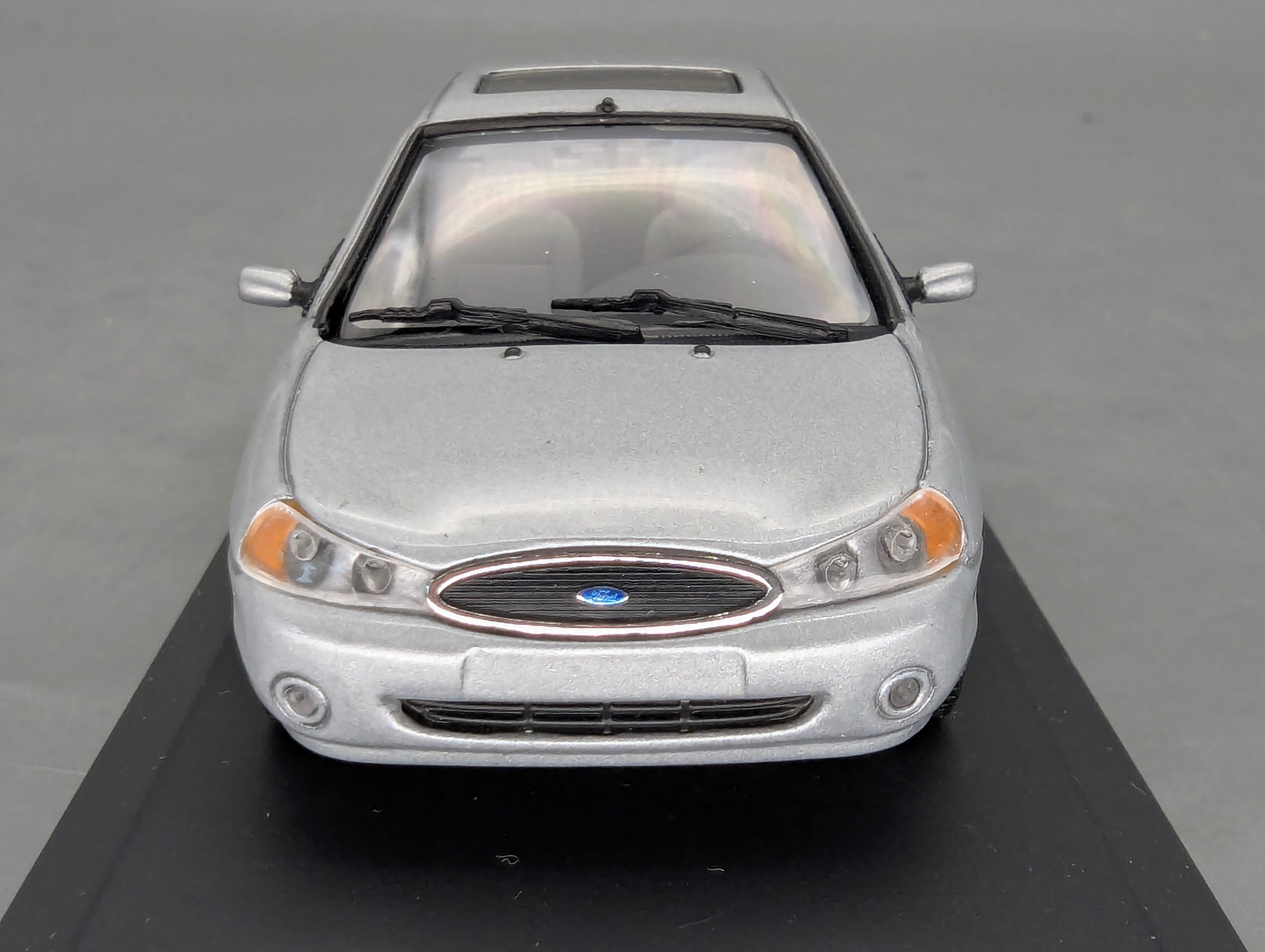 Coches en miniatura 1:43 Minichamps Mercedes Benz SL65 AMG Black Series Plata con embalaje original