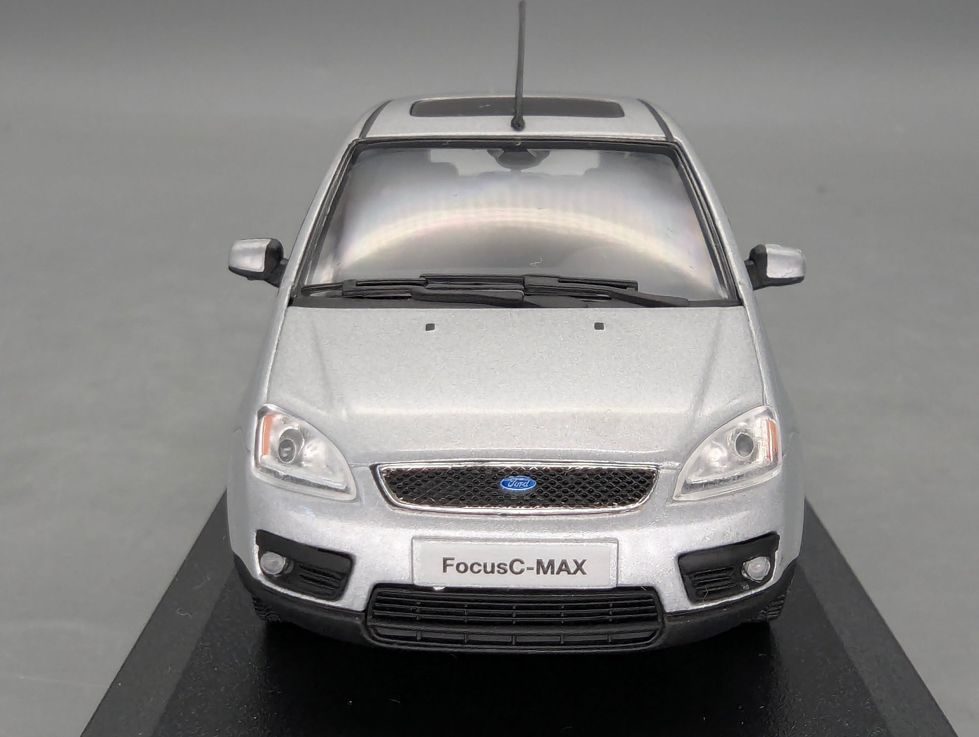 Model Cars 1:43 Minichamps Mercedes Benz SL65 AMG Black Series Silver with original packaging