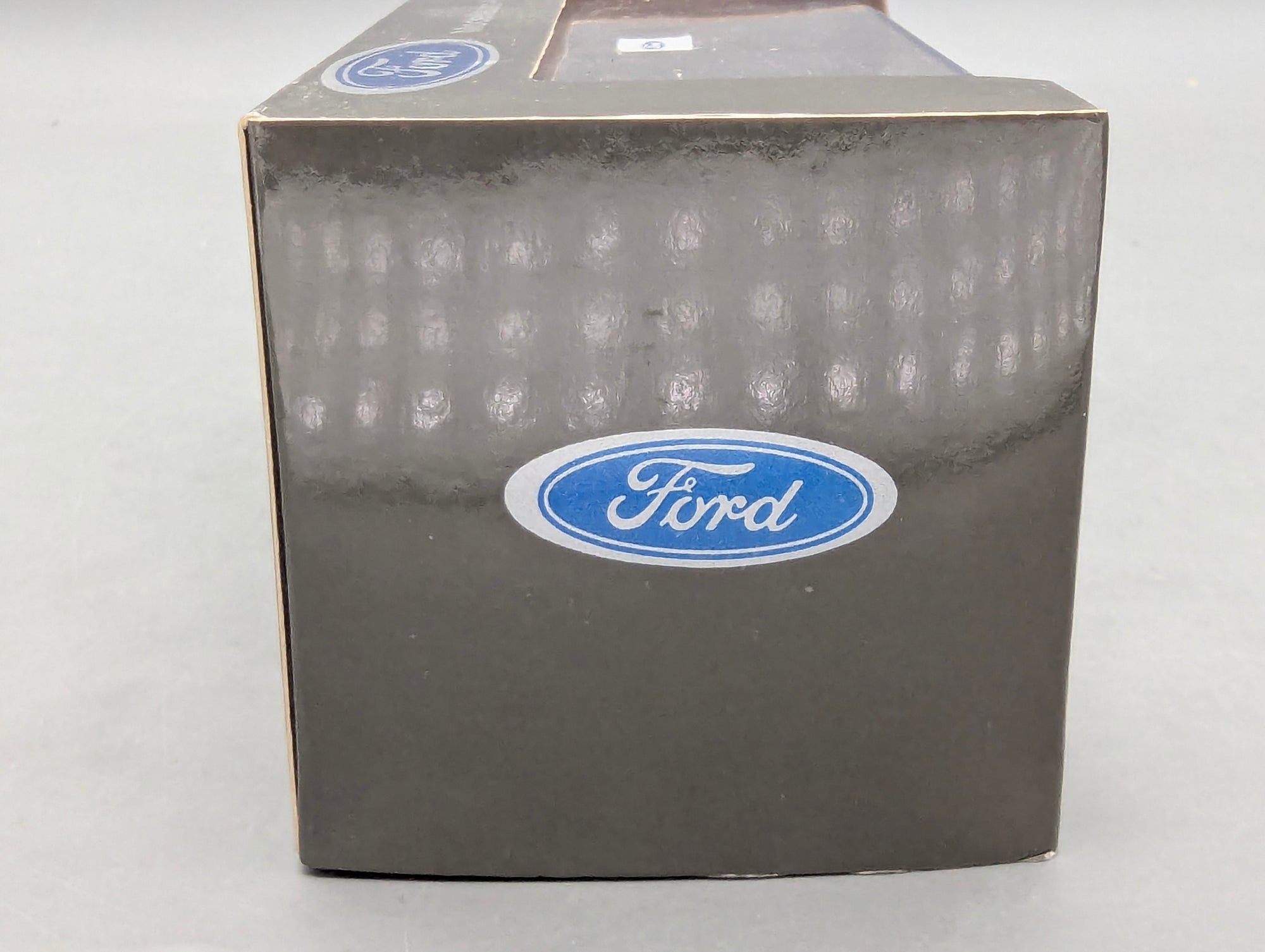 Model Cars 1:43 Minichamps Mercedes Benz SL65 AMG Black Series Silver with original packaging
