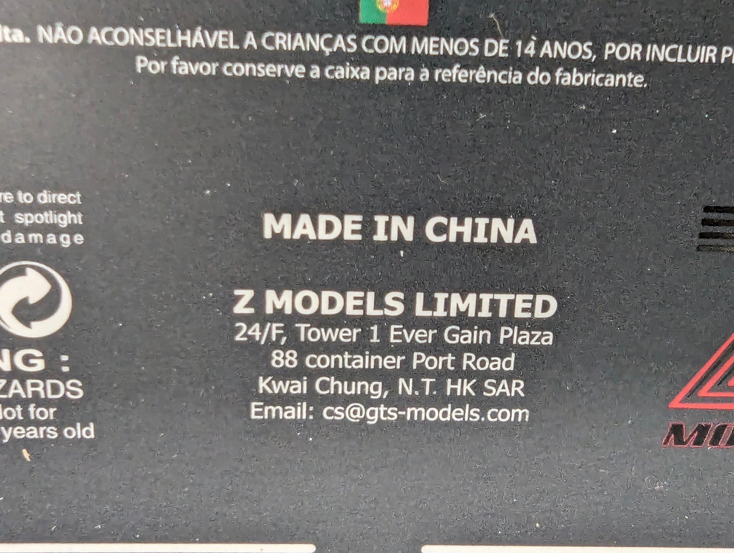 Model Cars 1:43 Minichamps Mercedes Benz SL65 AMG Black Series Silver with original packaging