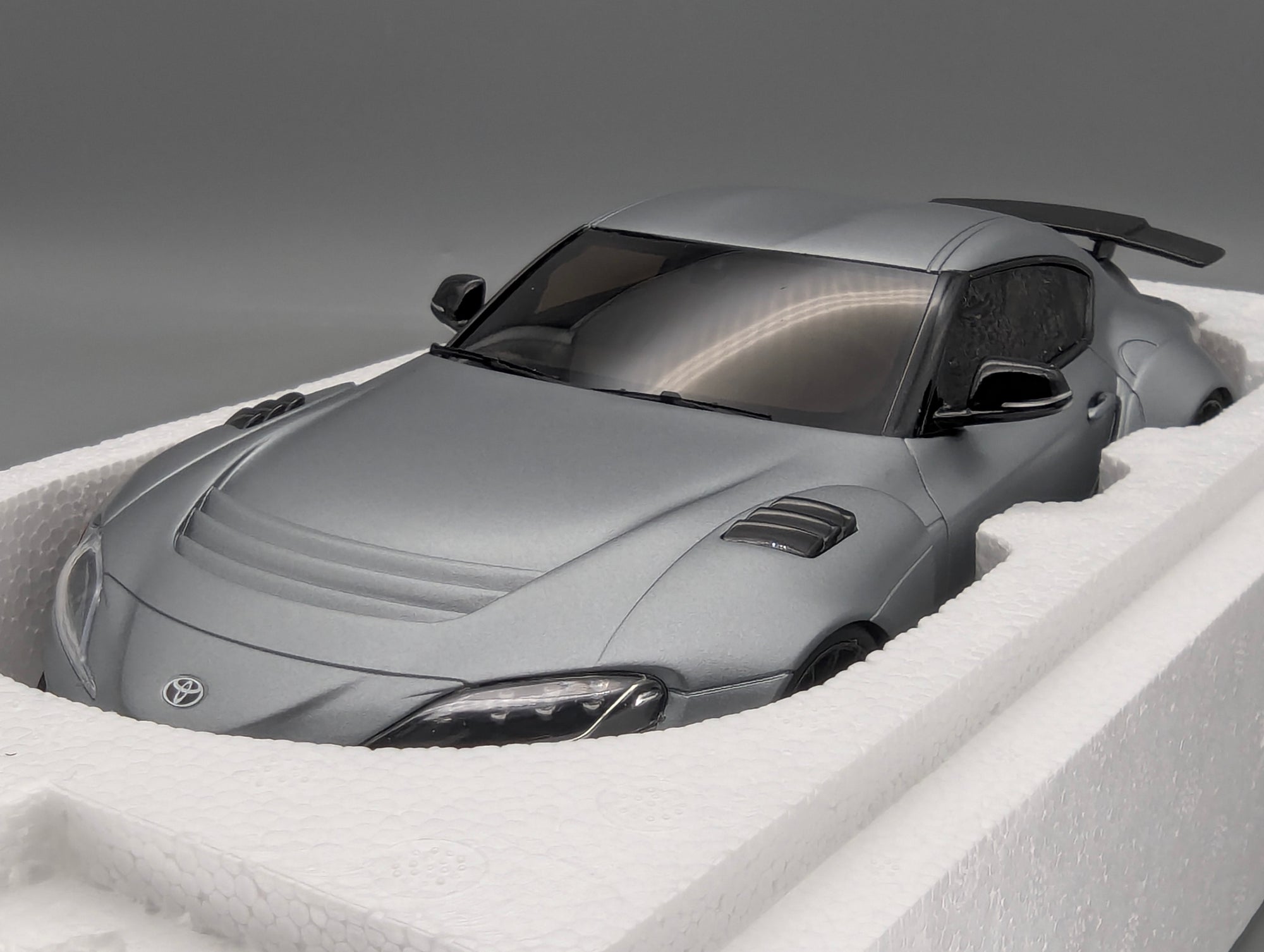 Coches en miniatura 1:43 Minichamps Mercedes Benz SL65 AMG Black Series Plata con embalaje original
