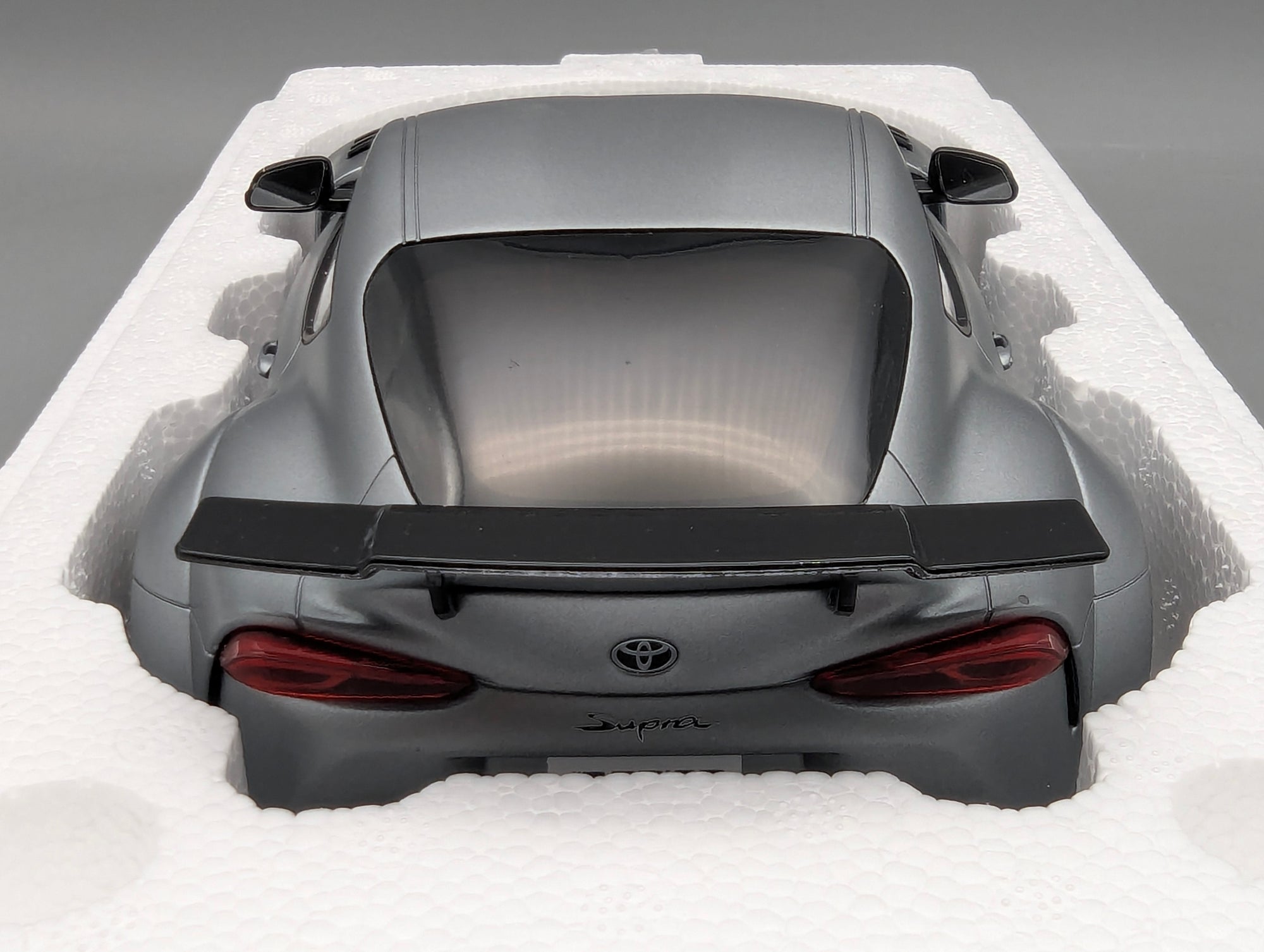 Coches en miniatura 1:43 Minichamps Mercedes Benz SL65 AMG Black Series Plata con embalaje original