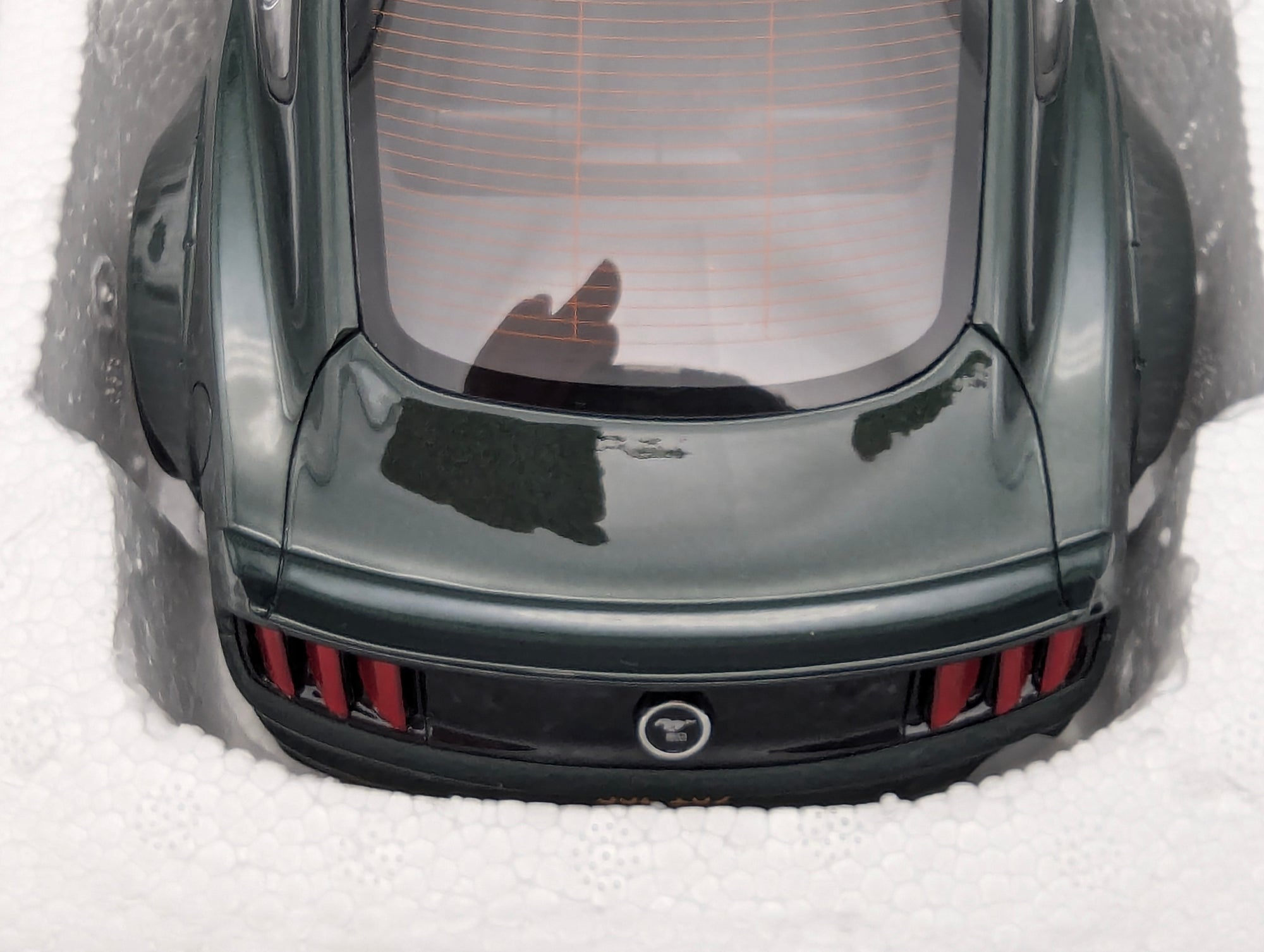 Model Cars 1:43 Minichamps Mercedes Benz SL65 AMG Black Series Silver with original packaging