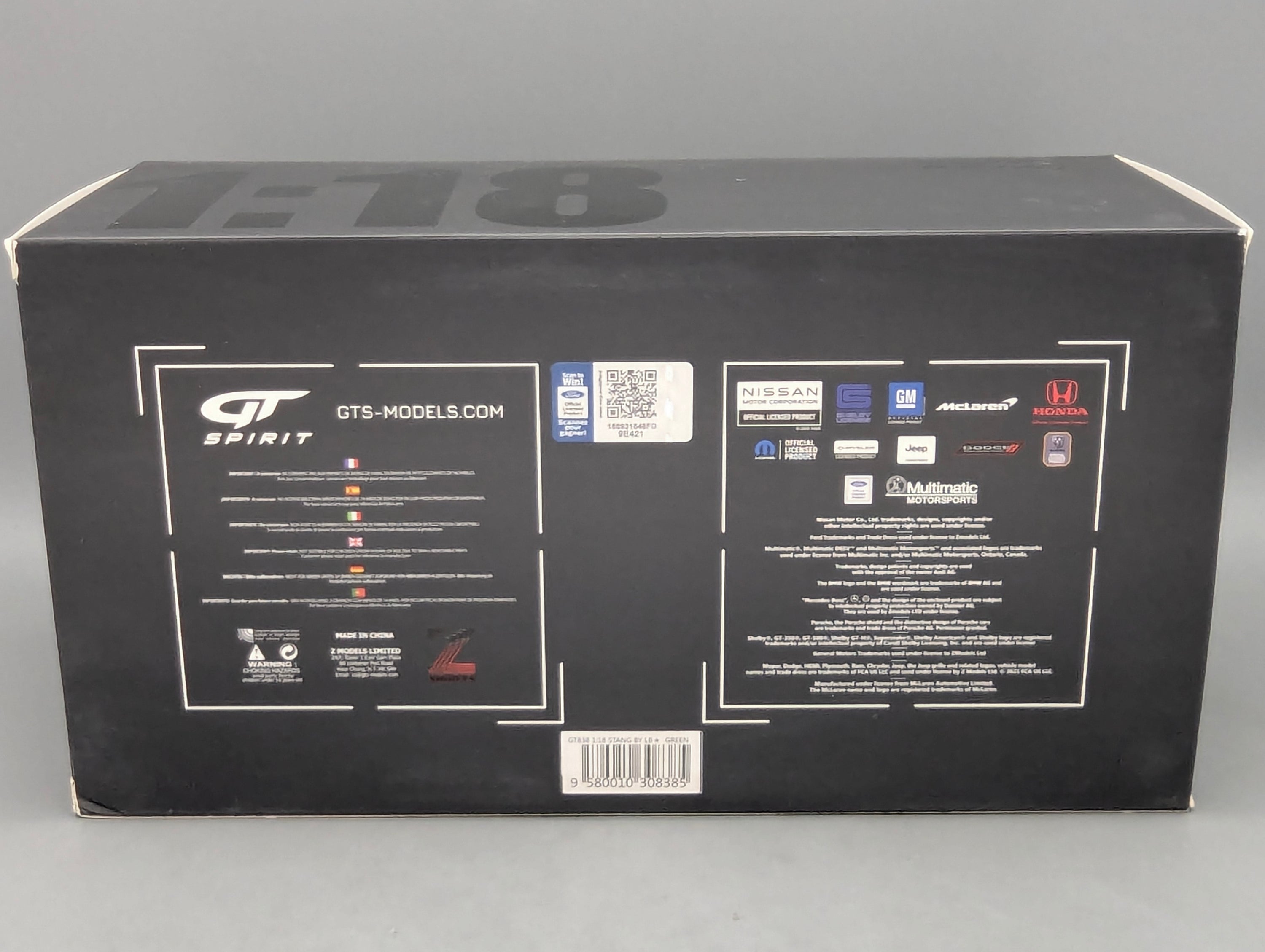 Model Cars 1:43 Minichamps Mercedes Benz SL65 AMG Black Series Silver with original packaging