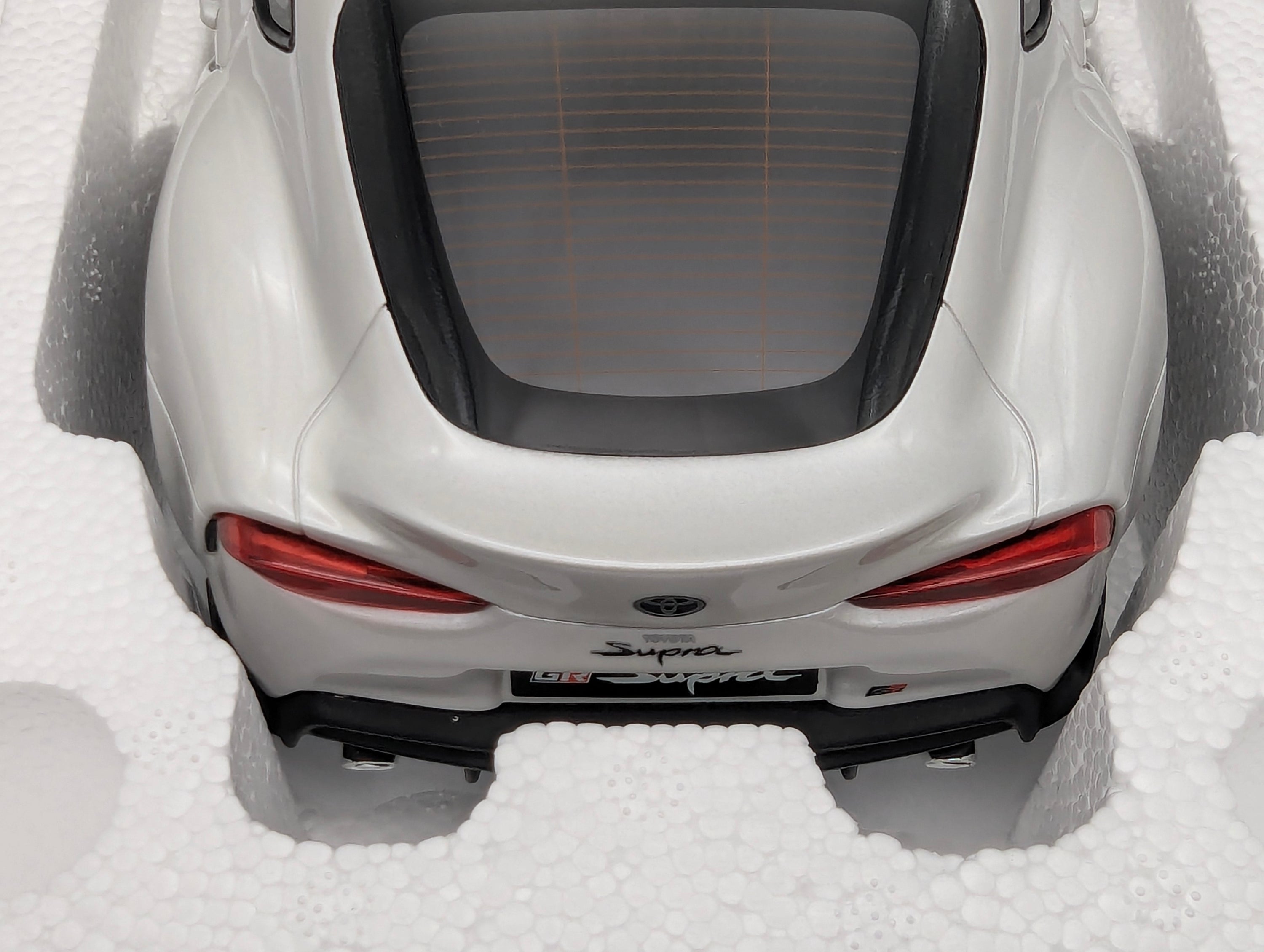 Model Cars 1:43 Minichamps Mercedes Benz SL65 AMG Black Series Silver with original packaging