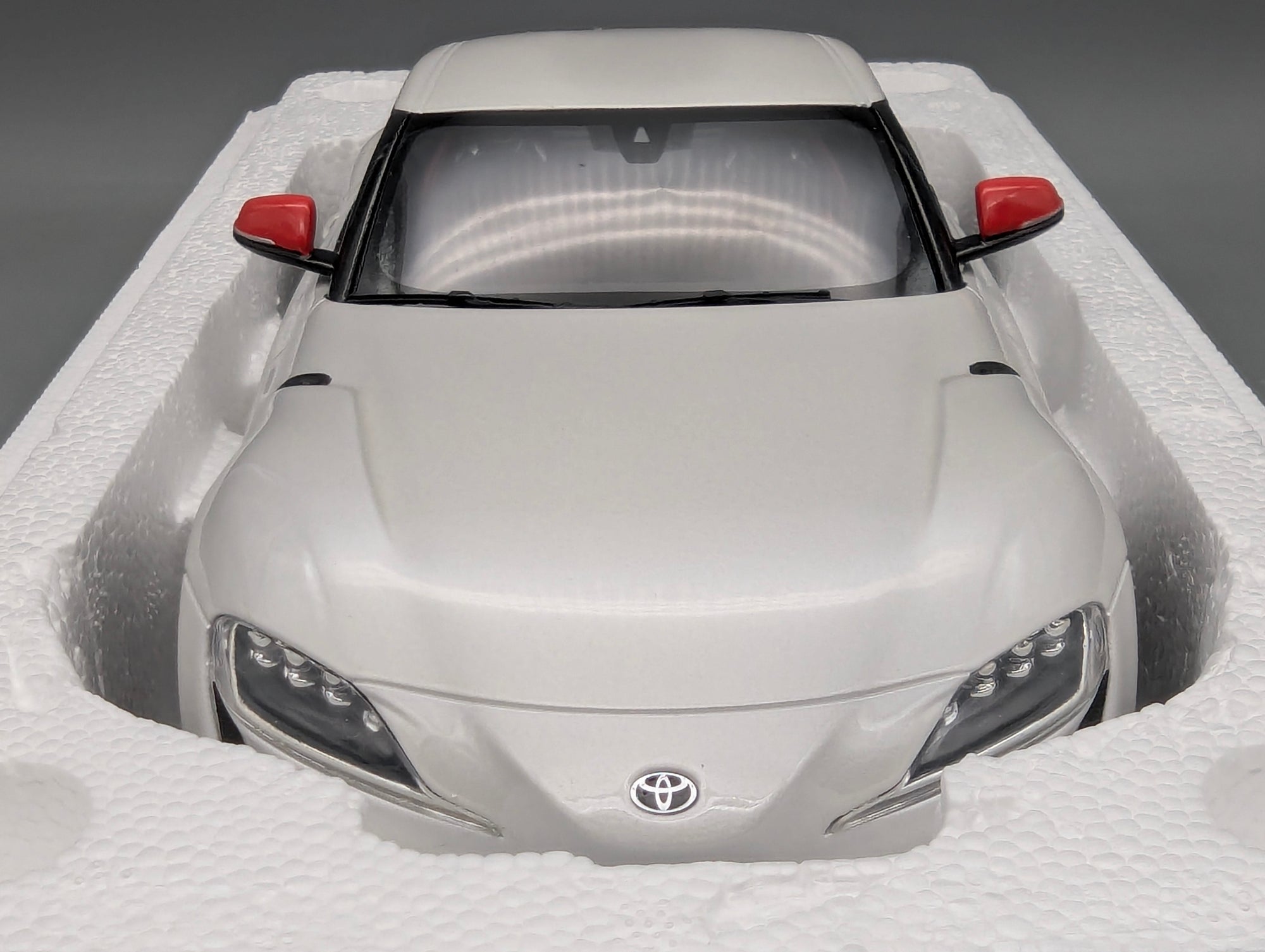 Model Cars 1:43 Minichamps Mercedes Benz SL65 AMG Black Series Silver with original packaging