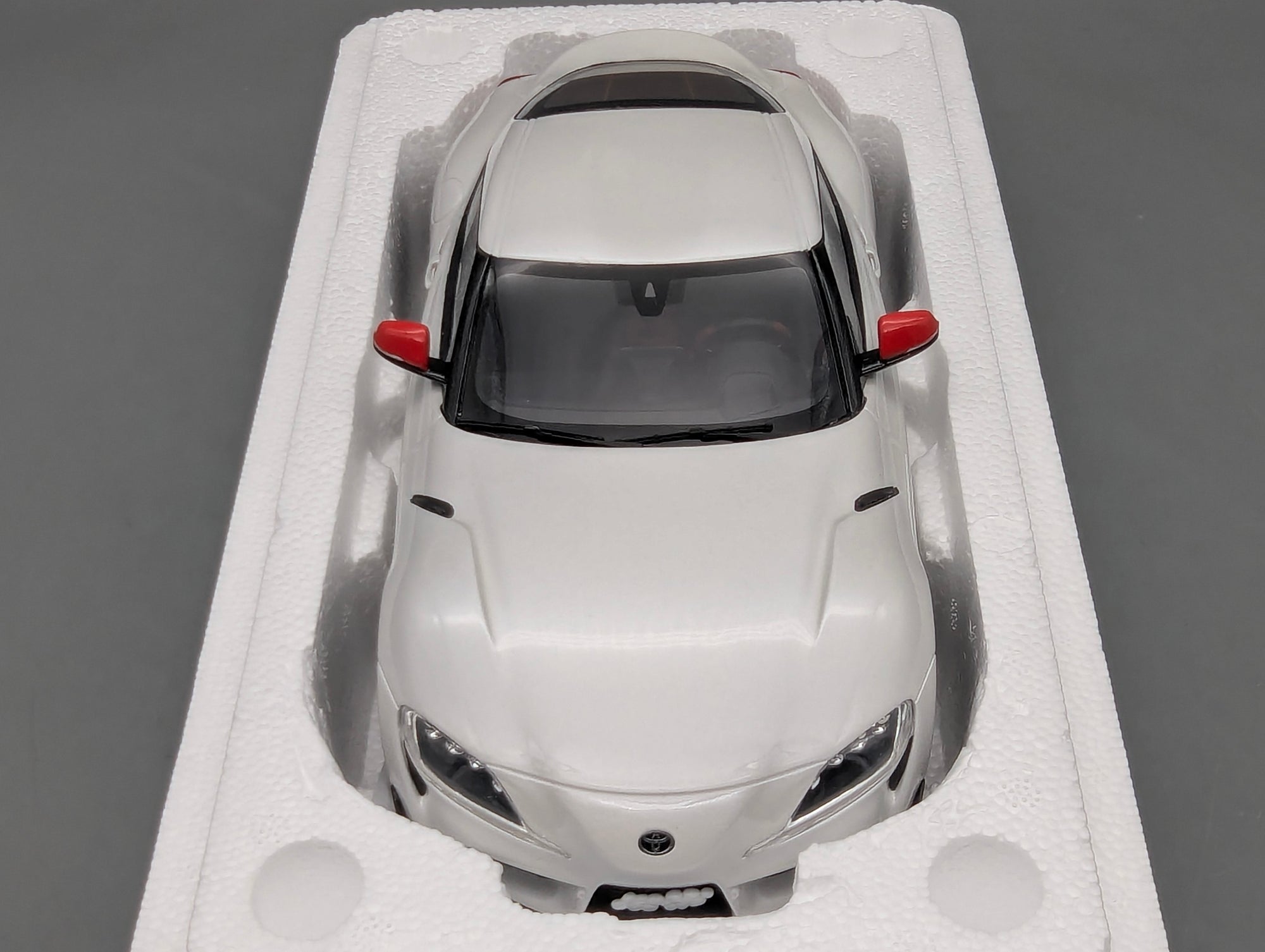 Model Cars 1:43 Minichamps Mercedes Benz SL65 AMG Black Series Silver with original packaging