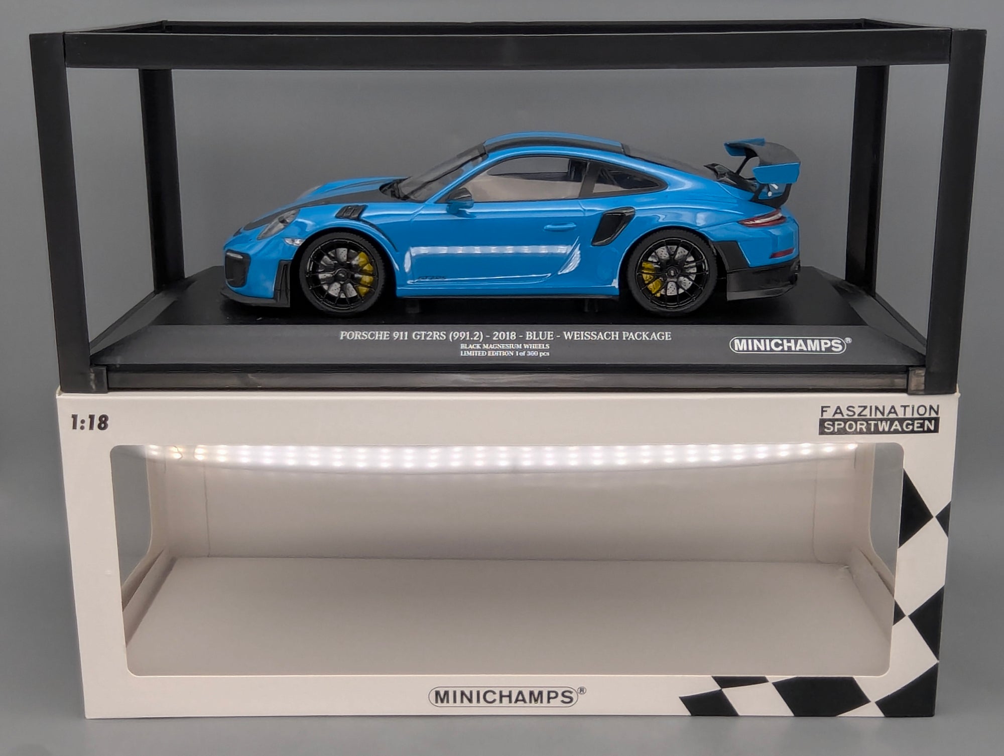 Coches en miniatura 1:43 Minichamps Mercedes Benz SL65 AMG Black Series Plata con embalaje original