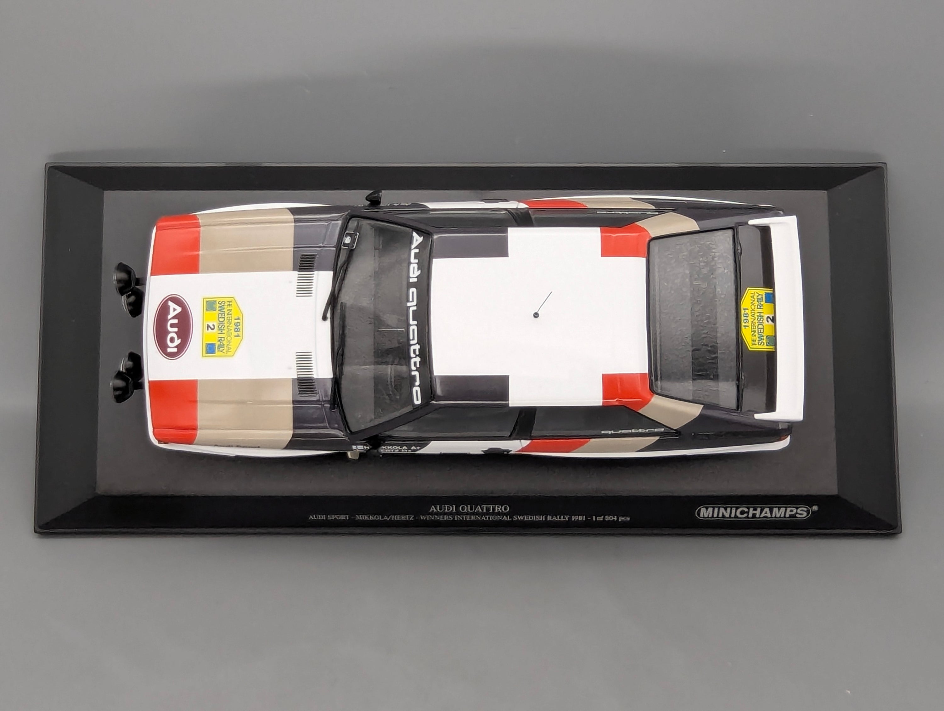 Model Cars 1:43 Minichamps Mercedes Benz SL65 AMG Black Series Silver with original packaging