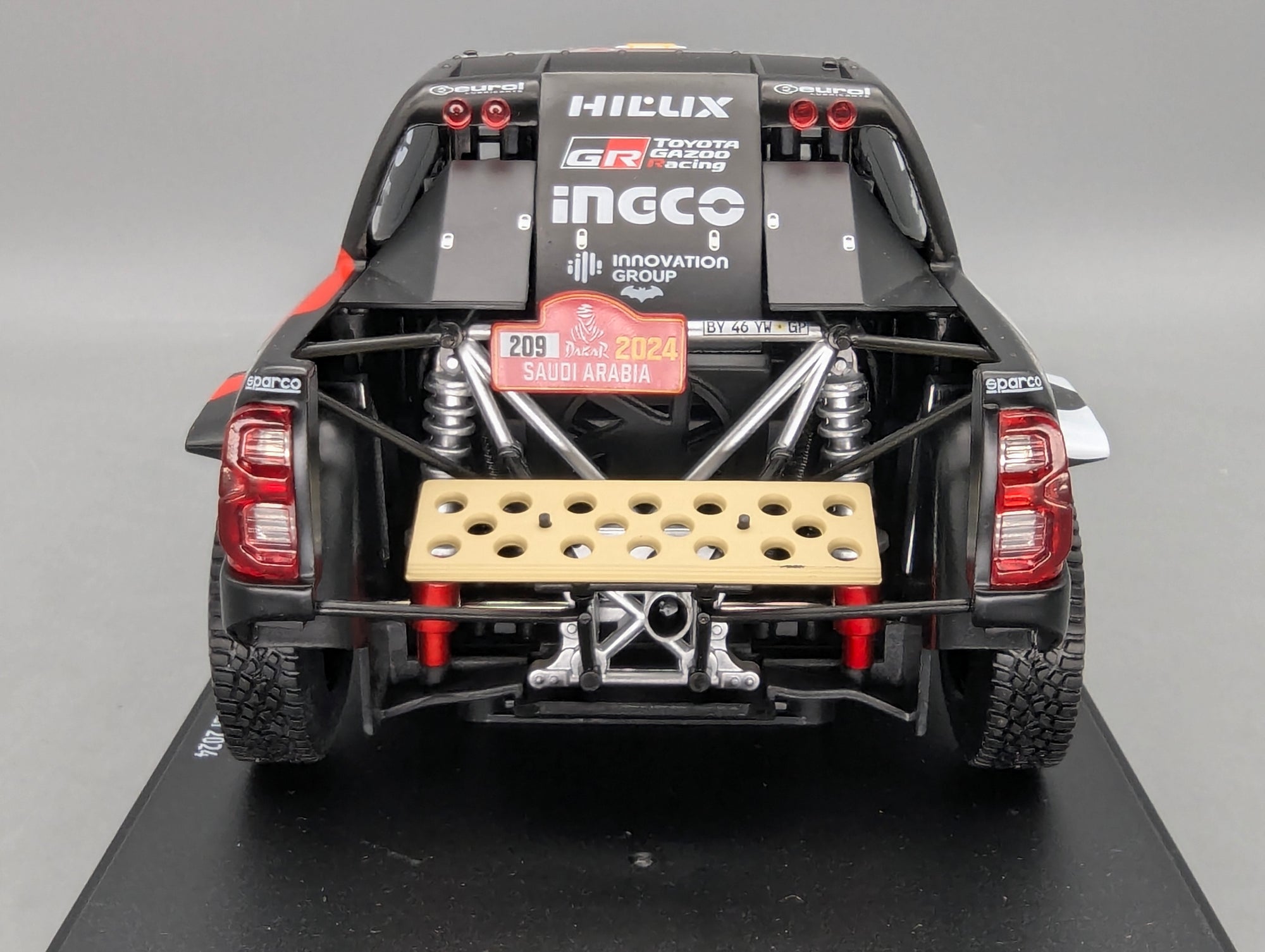 Model Cars 1:43 Minichamps Mercedes Benz SL65 AMG Black Series Silver with original packaging