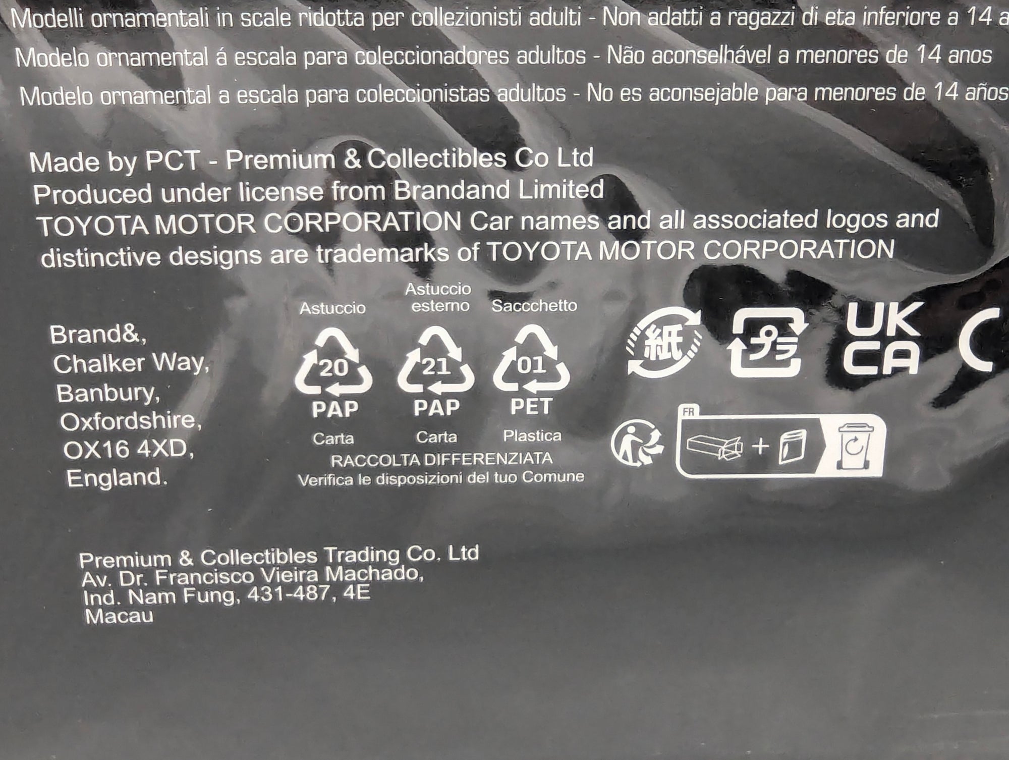Model Cars 1:43 Minichamps Mercedes Benz SL65 AMG Black Series Silver with original packaging