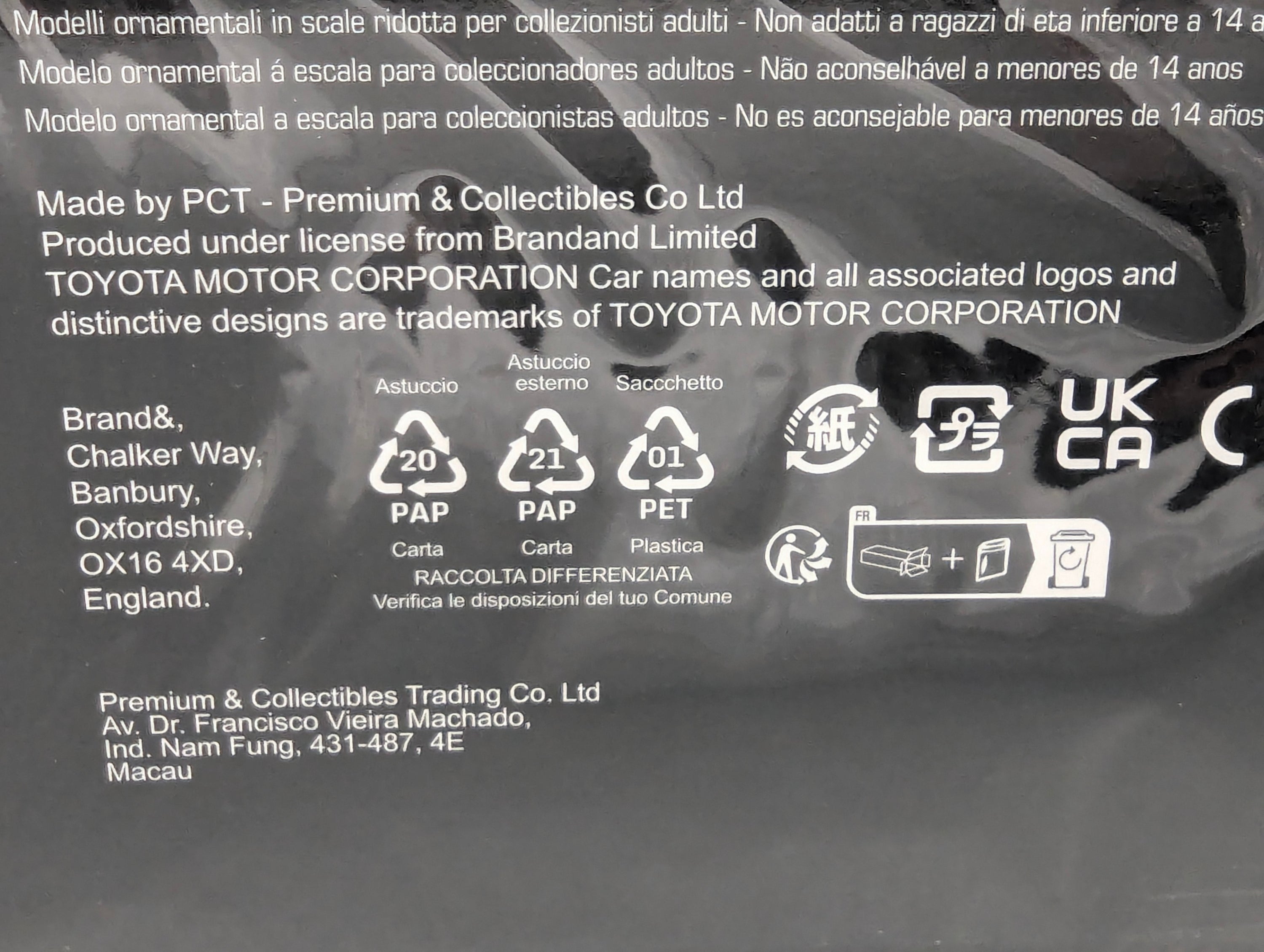 Model Cars 1:43 Minichamps Mercedes Benz SL65 AMG Black Series Silver with original packaging