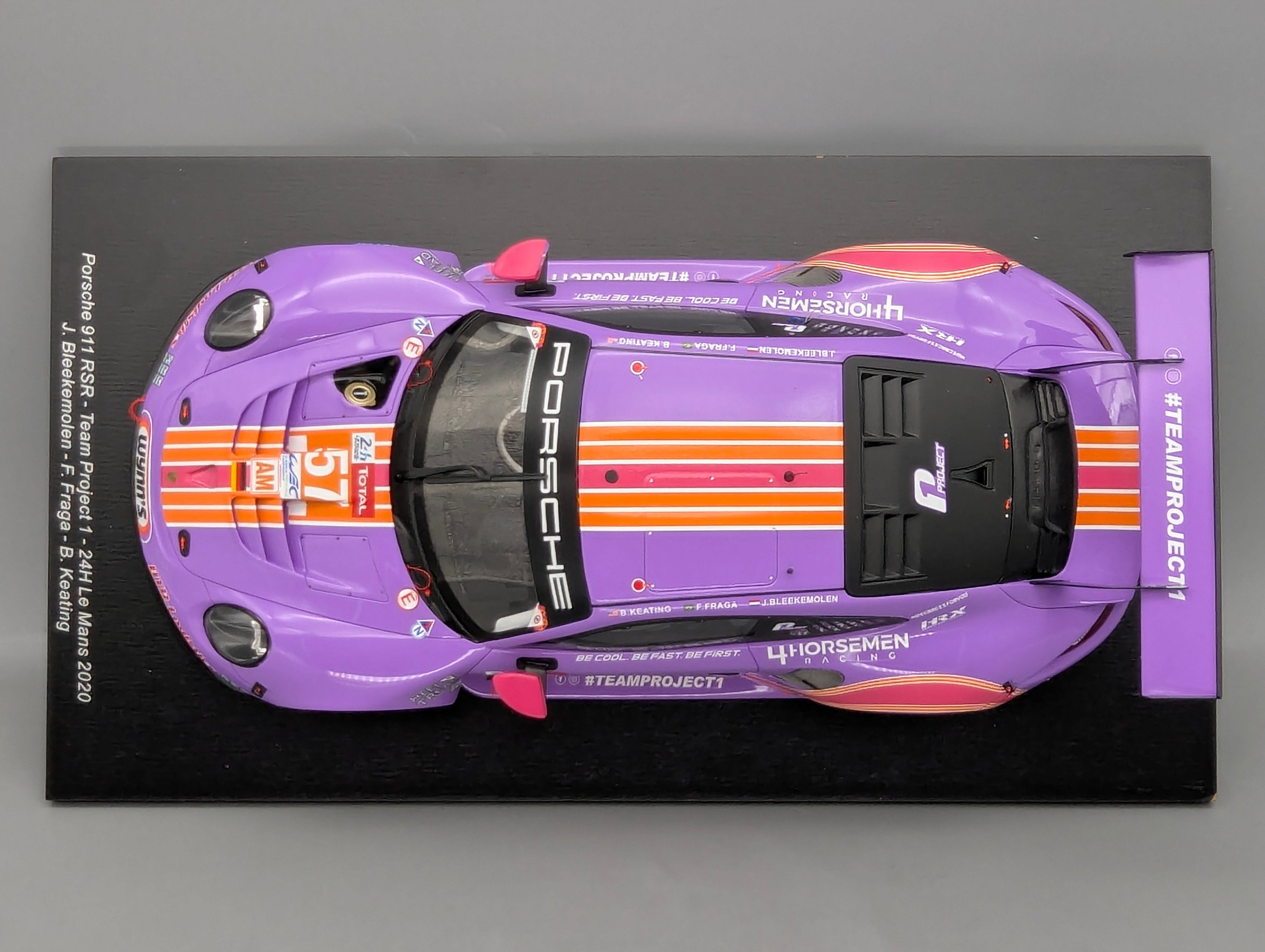 Model Cars 1:43 Minichamps Mercedes Benz SL65 AMG Black Series Silver with original packaging