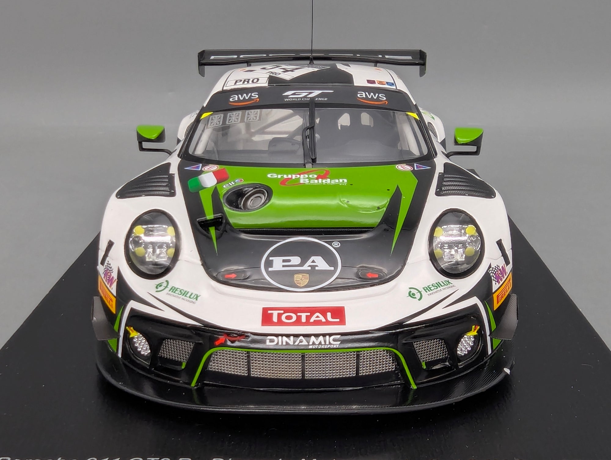 Model Cars 1:43 Minichamps Mercedes Benz SL65 AMG Black Series Silver with original packaging