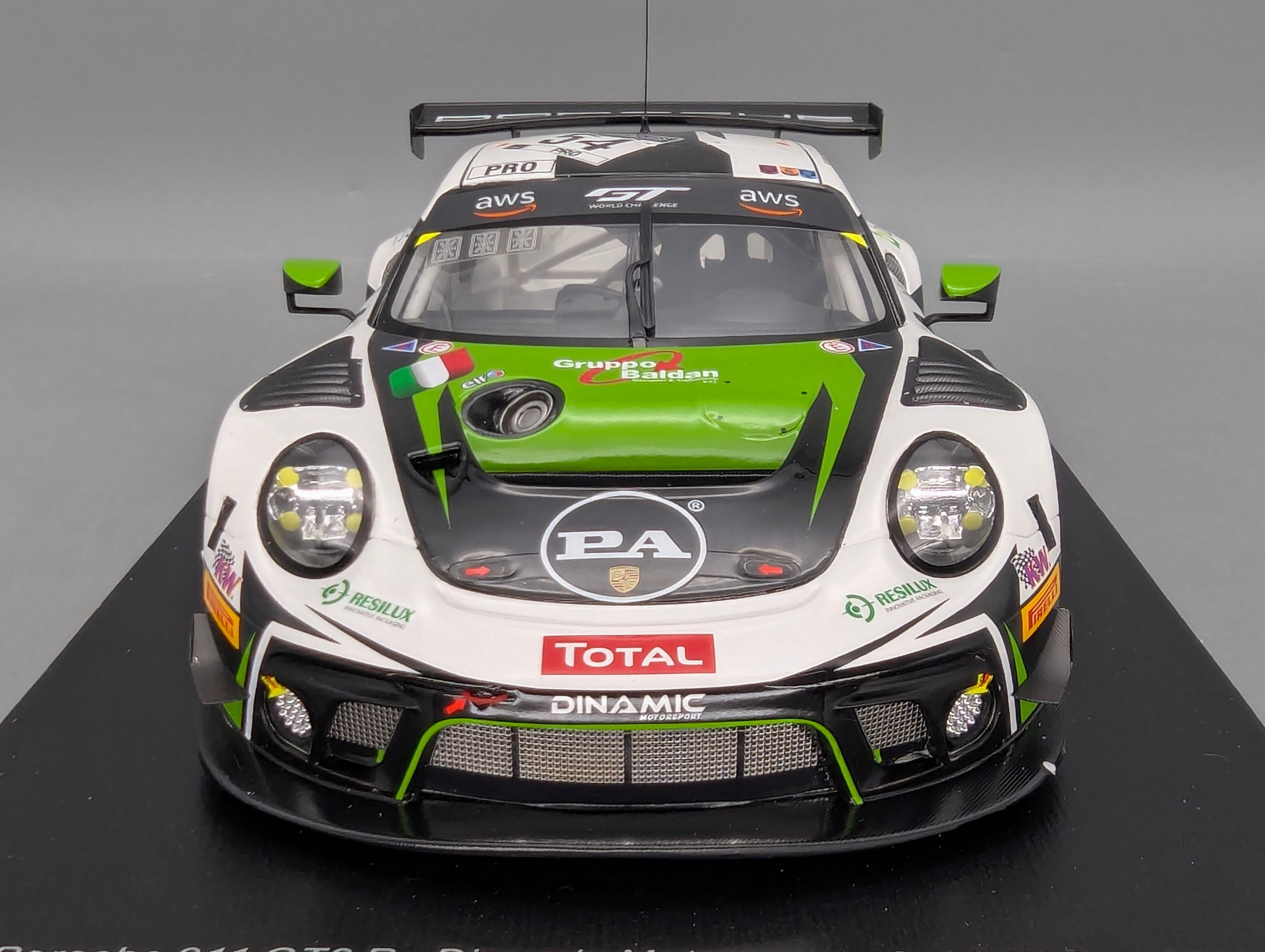 Model Cars 1:43 Minichamps Mercedes Benz SL65 AMG Black Series Silver with original packaging