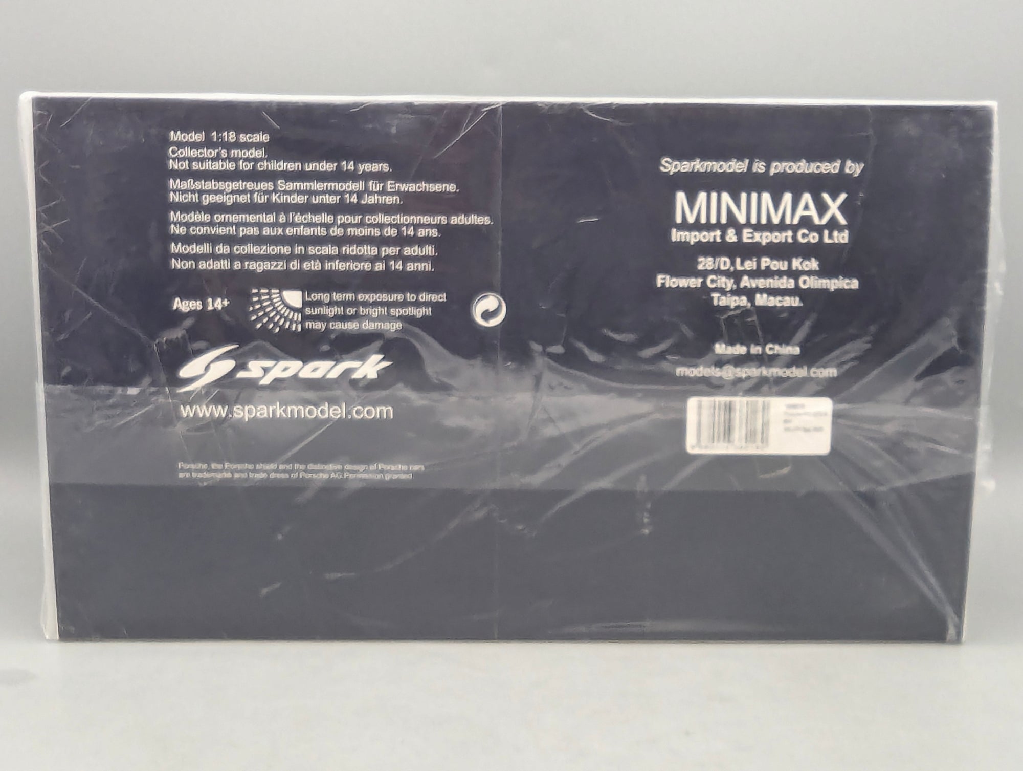 Model Cars 1:43 Minichamps Mercedes Benz SL65 AMG Black Series Silver with original packaging