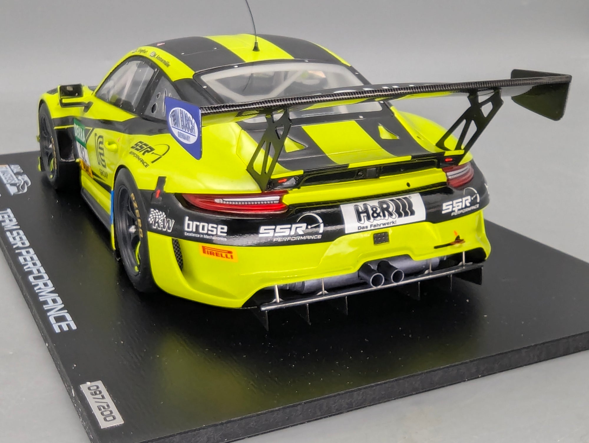 Model Cars 1:43 Minichamps Mercedes Benz SL65 AMG Black Series Silver with original packaging