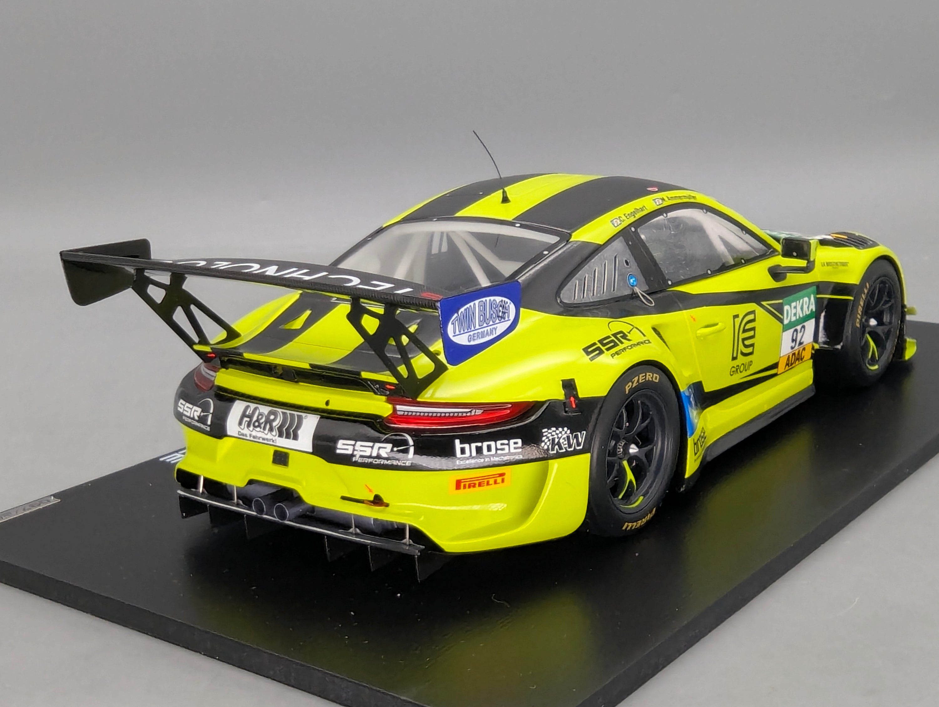 Model Cars 1:43 Minichamps Mercedes Benz SL65 AMG Black Series Silver with original packaging