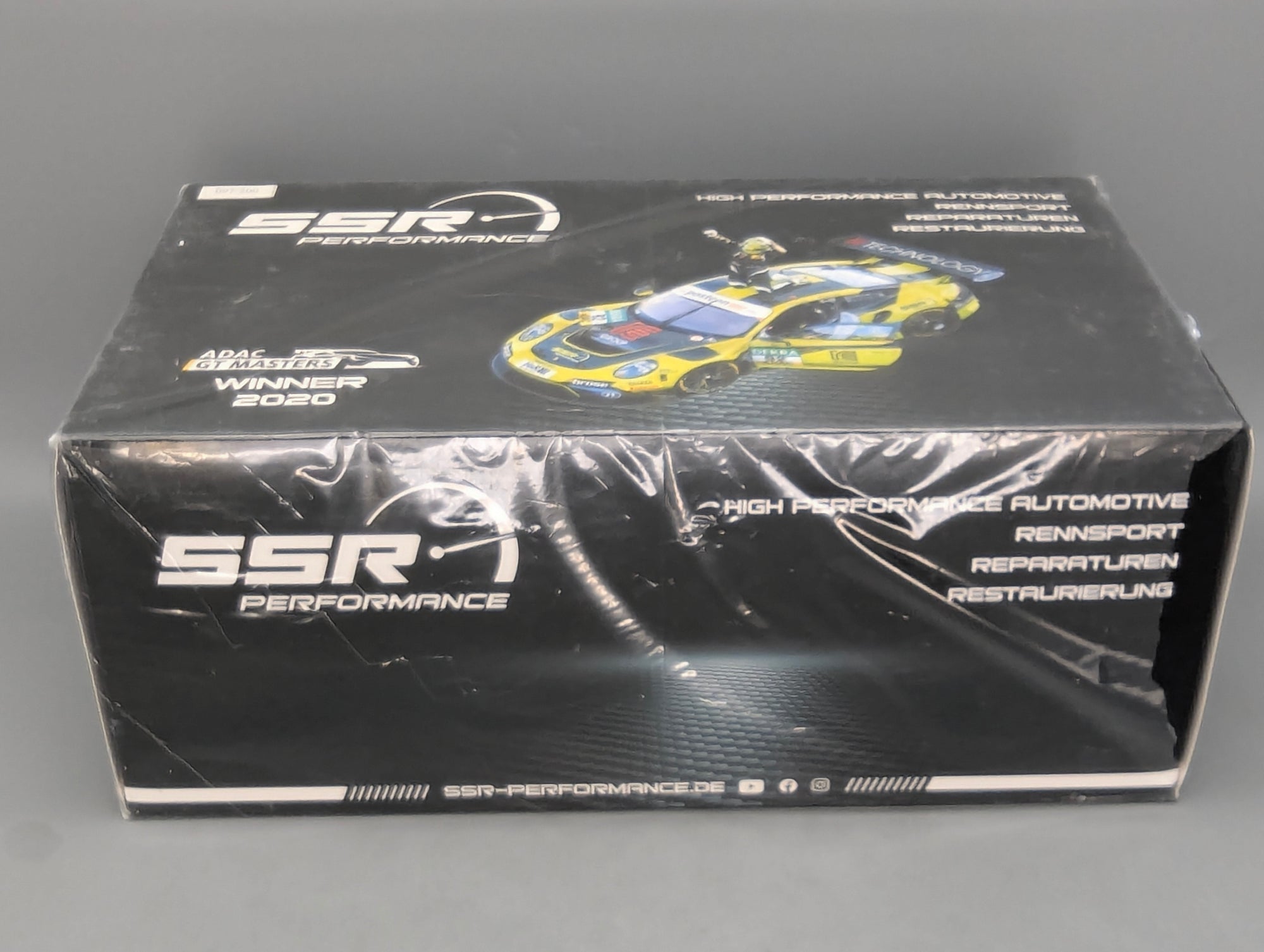 Model Cars 1:43 Minichamps Mercedes Benz SL65 AMG Black Series Silver with original packaging