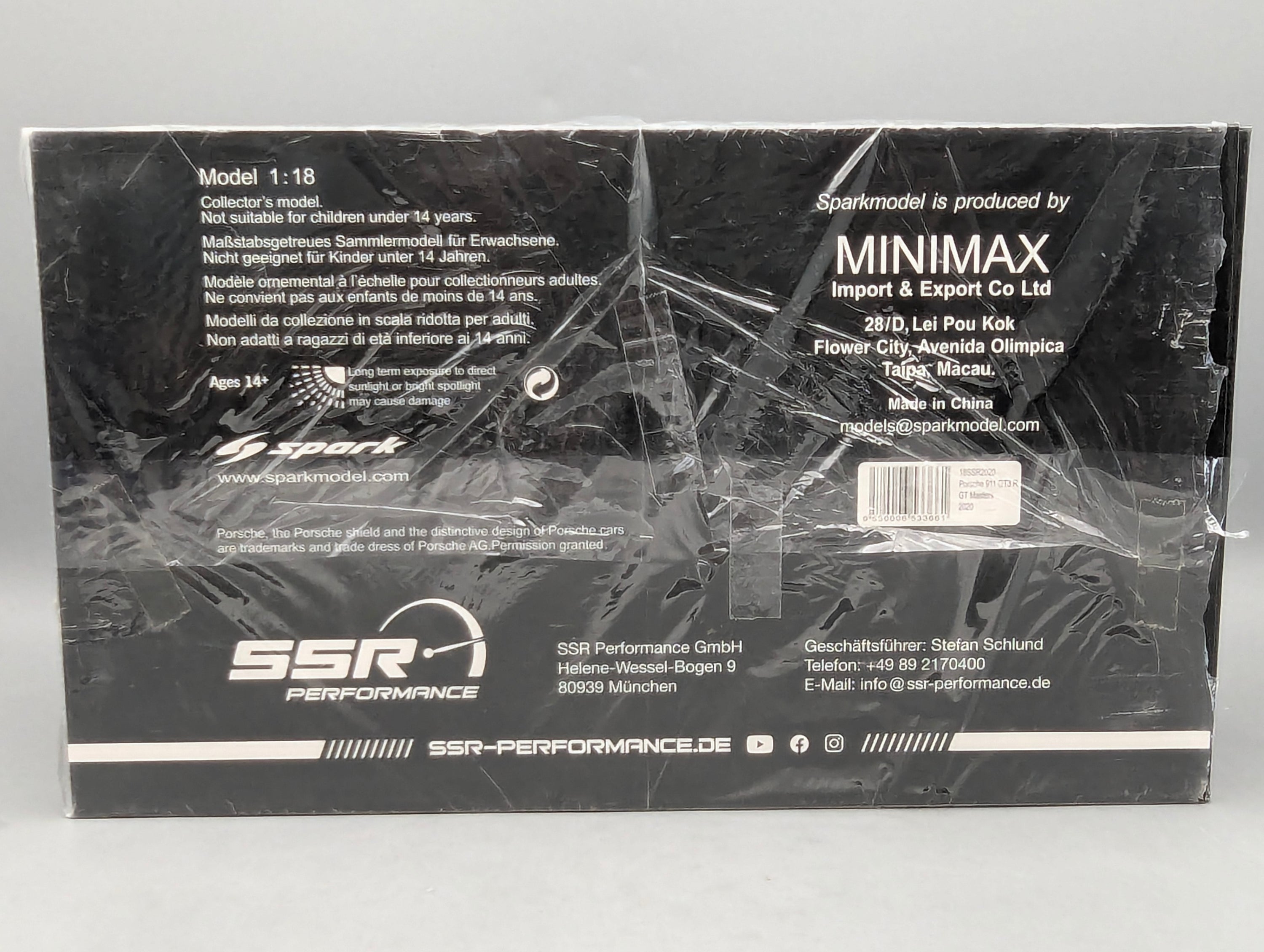 Model Cars 1:43 Minichamps Mercedes Benz SL65 AMG Black Series Silver with original packaging