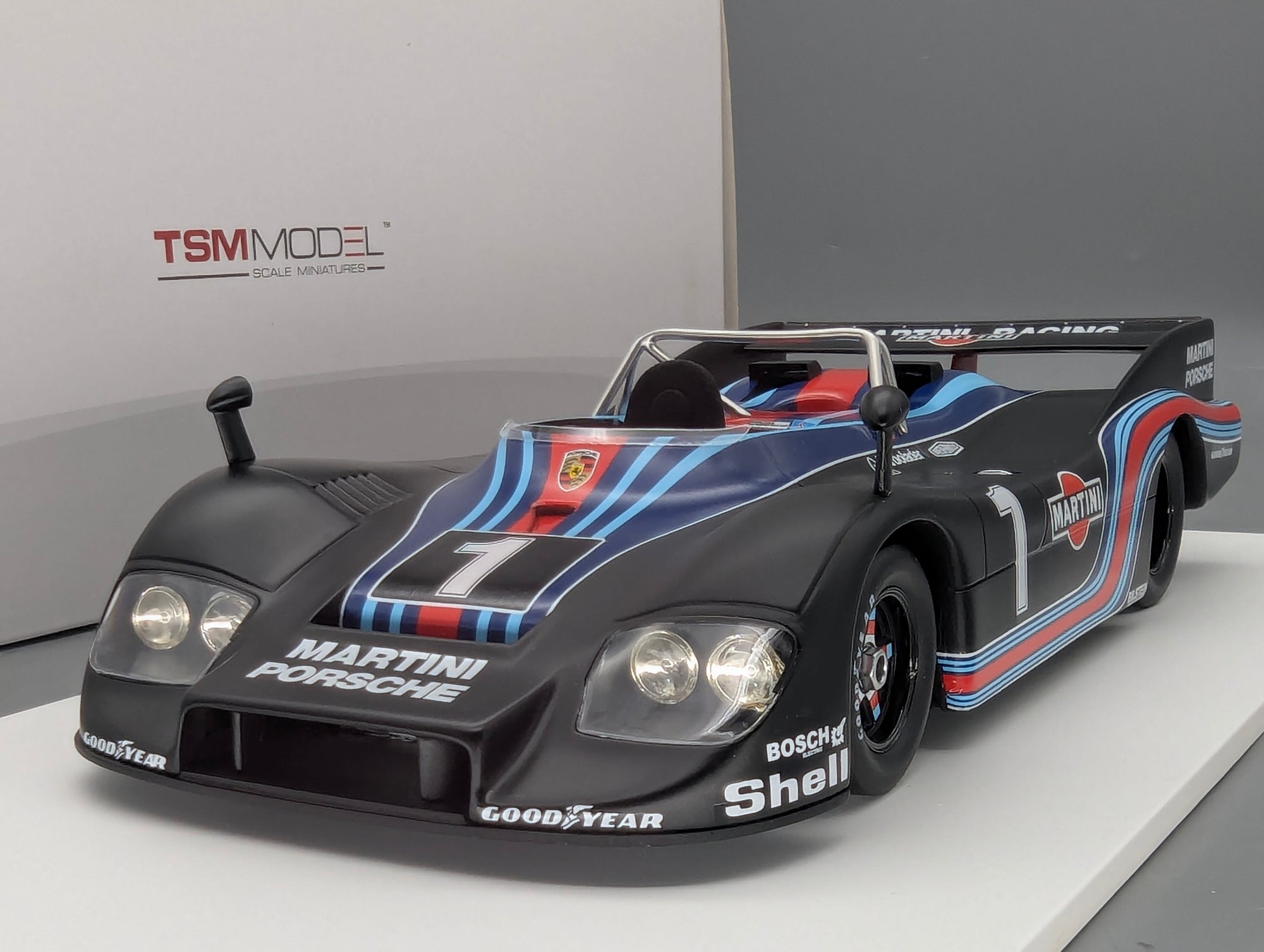 Model Cars 1:18 TSM Bentley Continental GT3 Goodwood 2013 #7 with original packaging