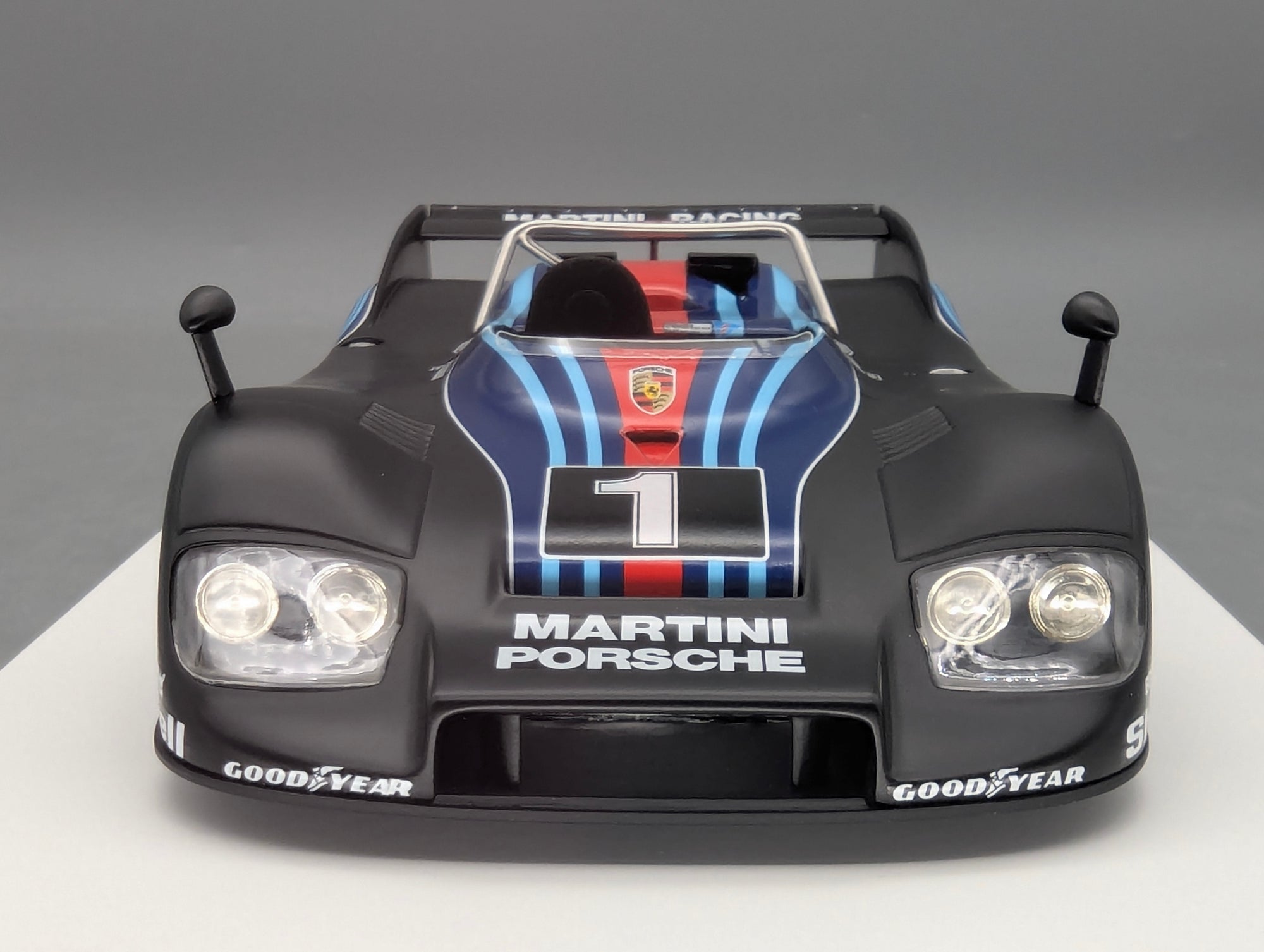 Model Cars 1:18 TSM Bentley Continental GT3 Goodwood 2013 #7 with original packaging