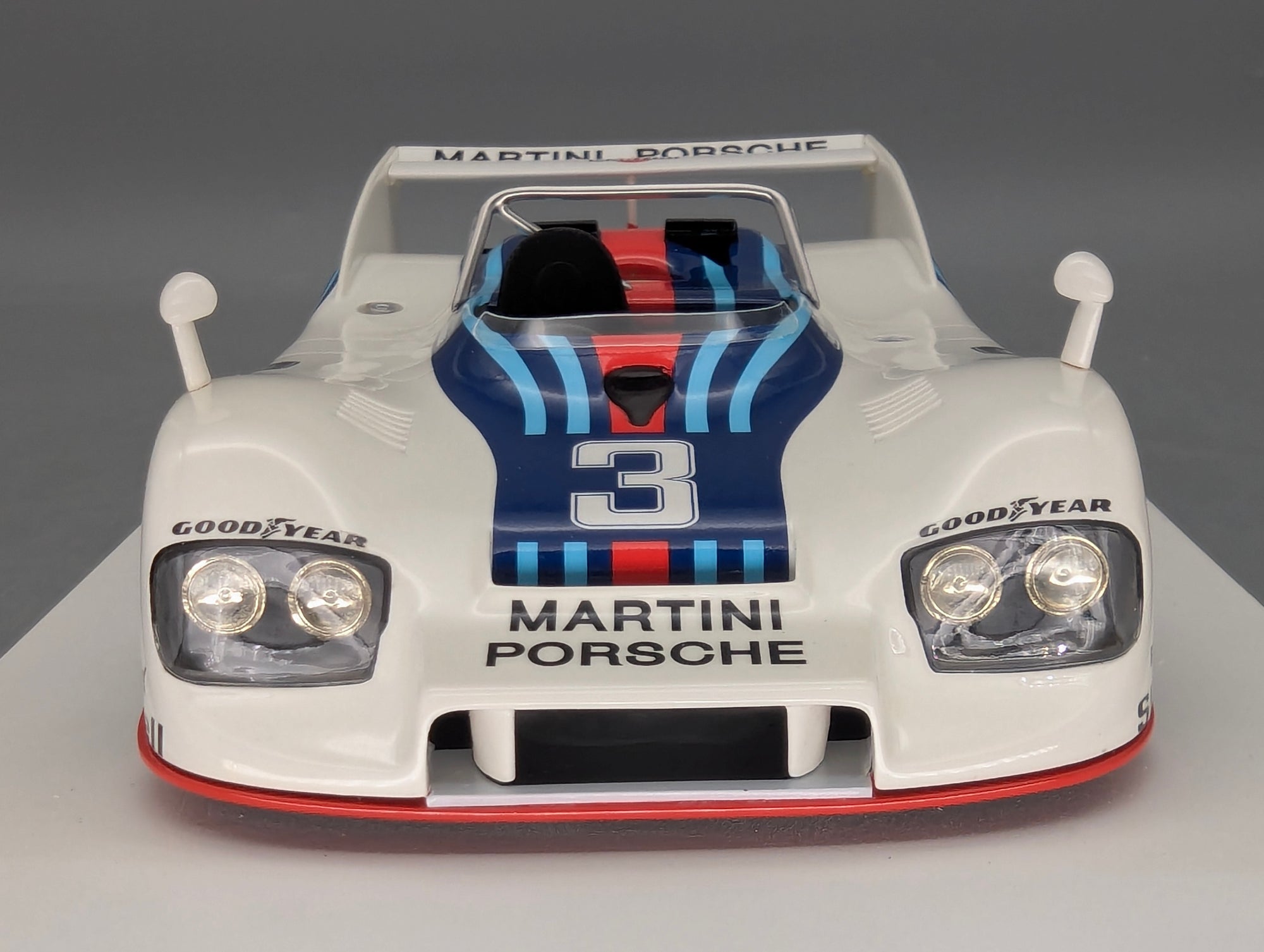 Model Cars 1:18 TSM Bentley Continental GT3 Goodwood 2013 #7 with original packaging