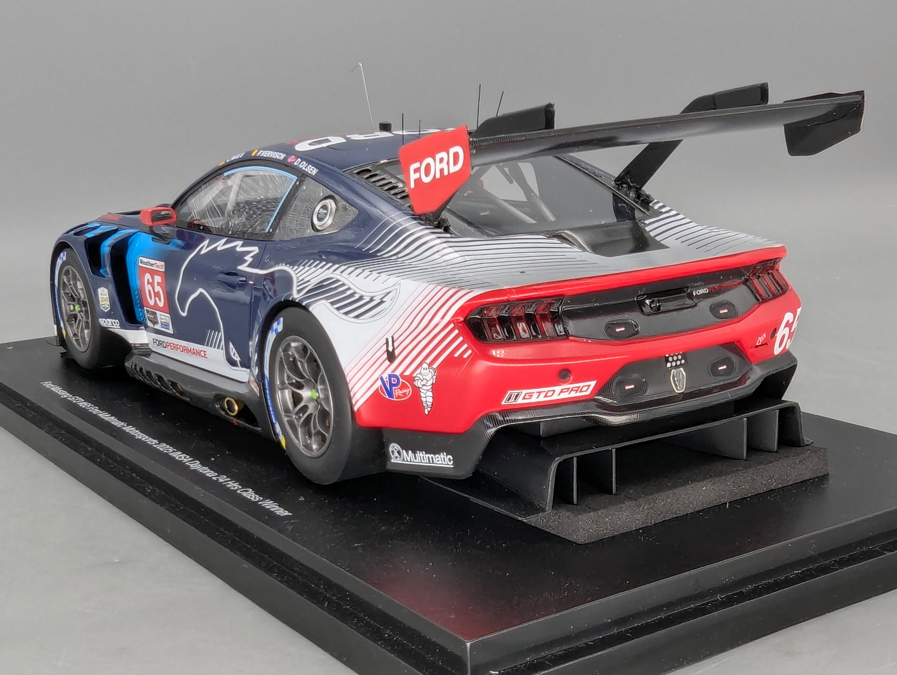 Modellautos 1:18 TSM Top Speed Ford Mustang GT3 2025 IMSA WINNER 24h Daytona #65 OVP