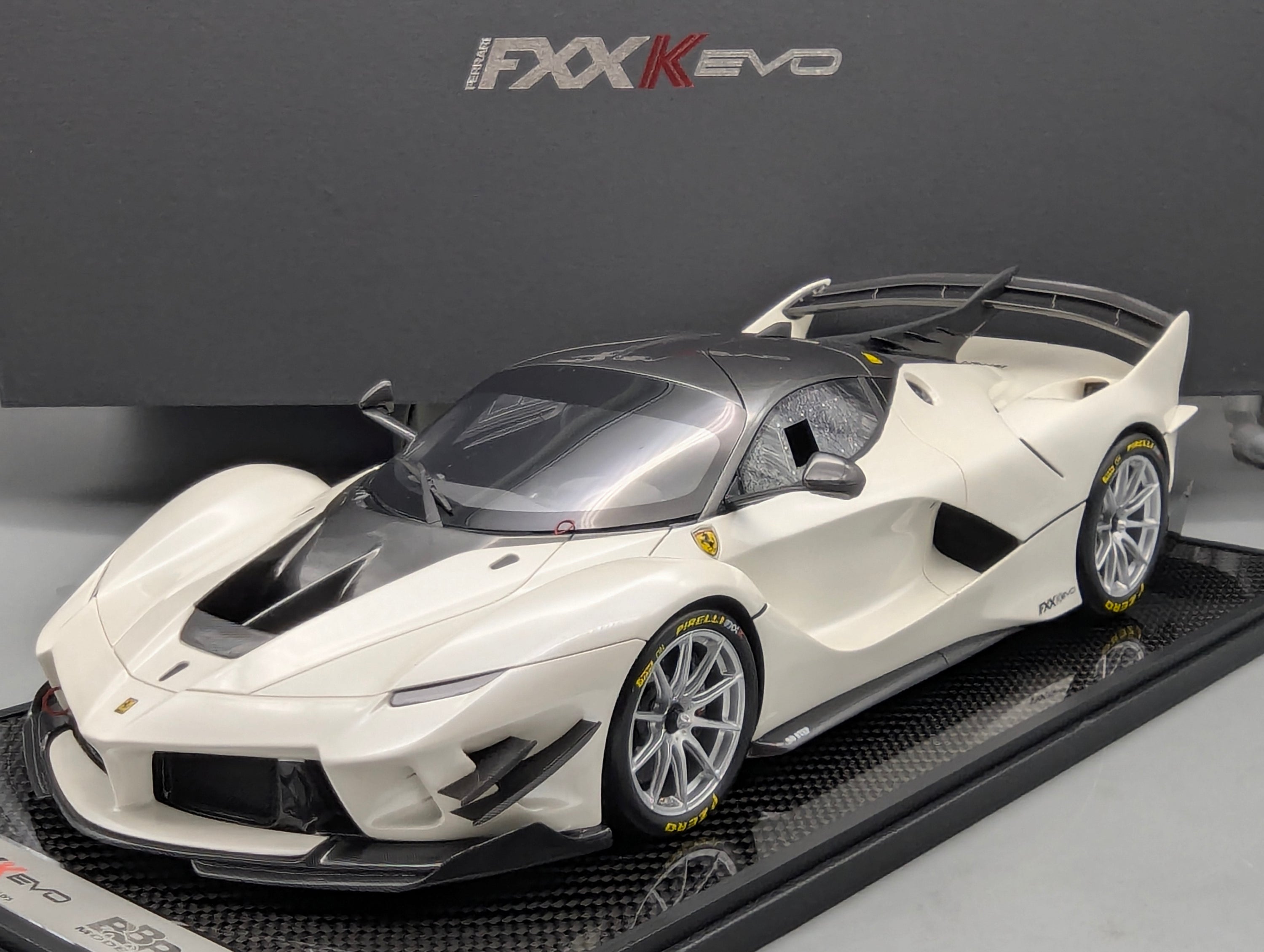 Coches a escala 1:43 Spark S9609 Lamborghini Huracan GT3 EVO FIA Vallelunga 2019 #58 precintado