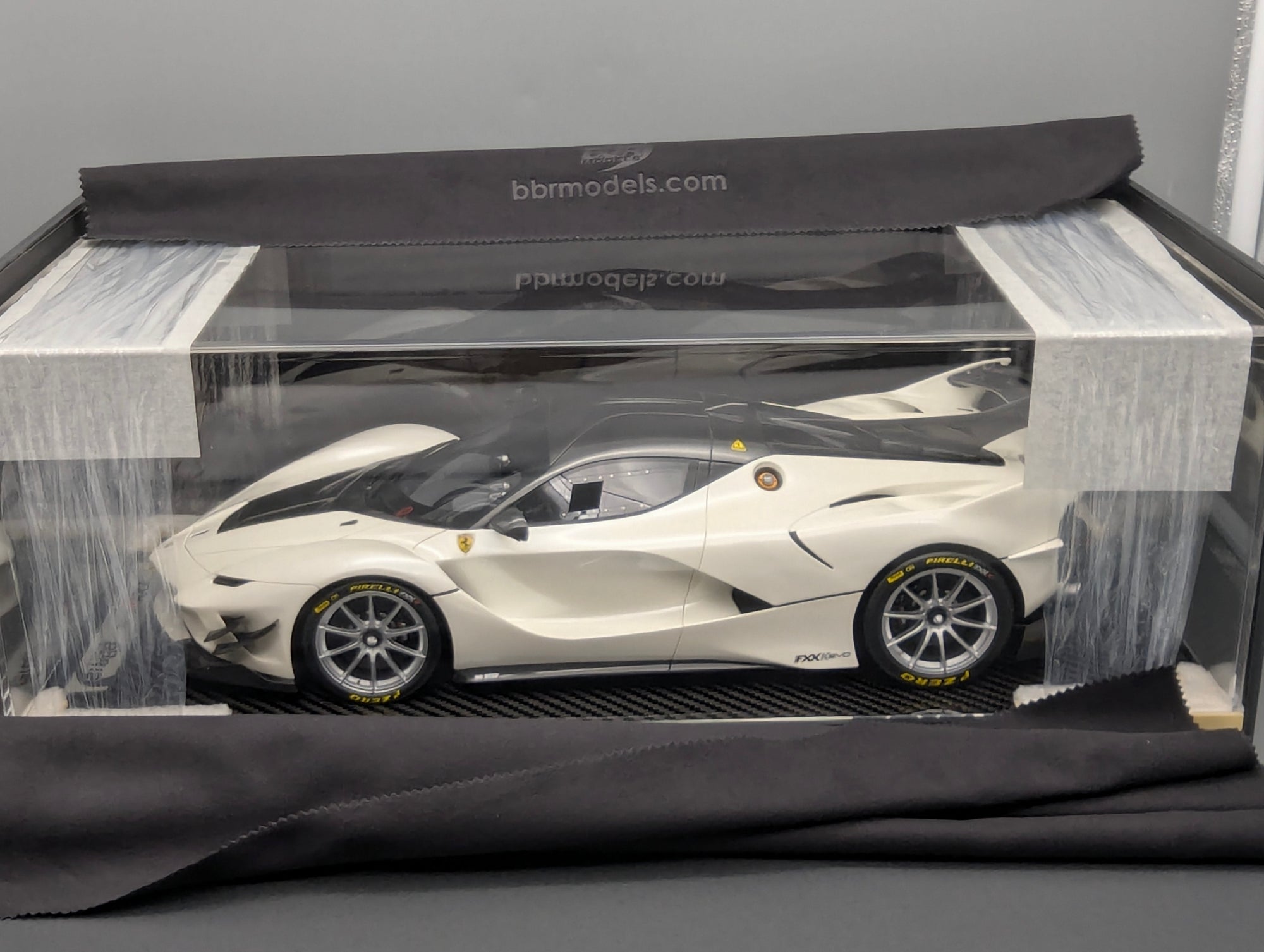 Coches a escala 1:43 Spark S9609 Lamborghini Huracan GT3 EVO FIA Vallelunga 2019 #58 precintado