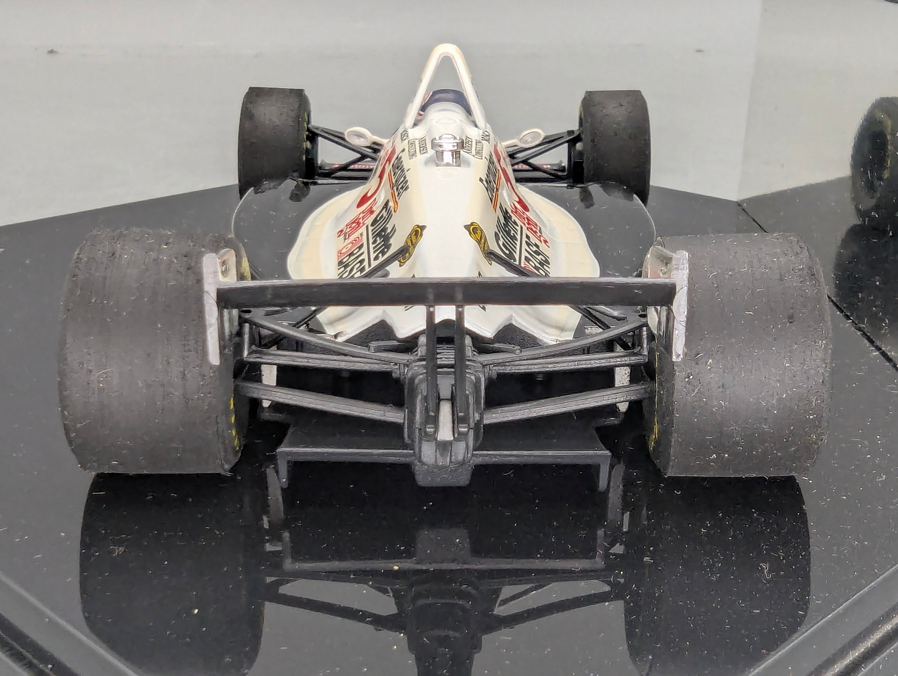 Modellautos 1:24 Onyx 5010 K-Mart Havoline Lola #5 Nigel Mansell mit Vitrine