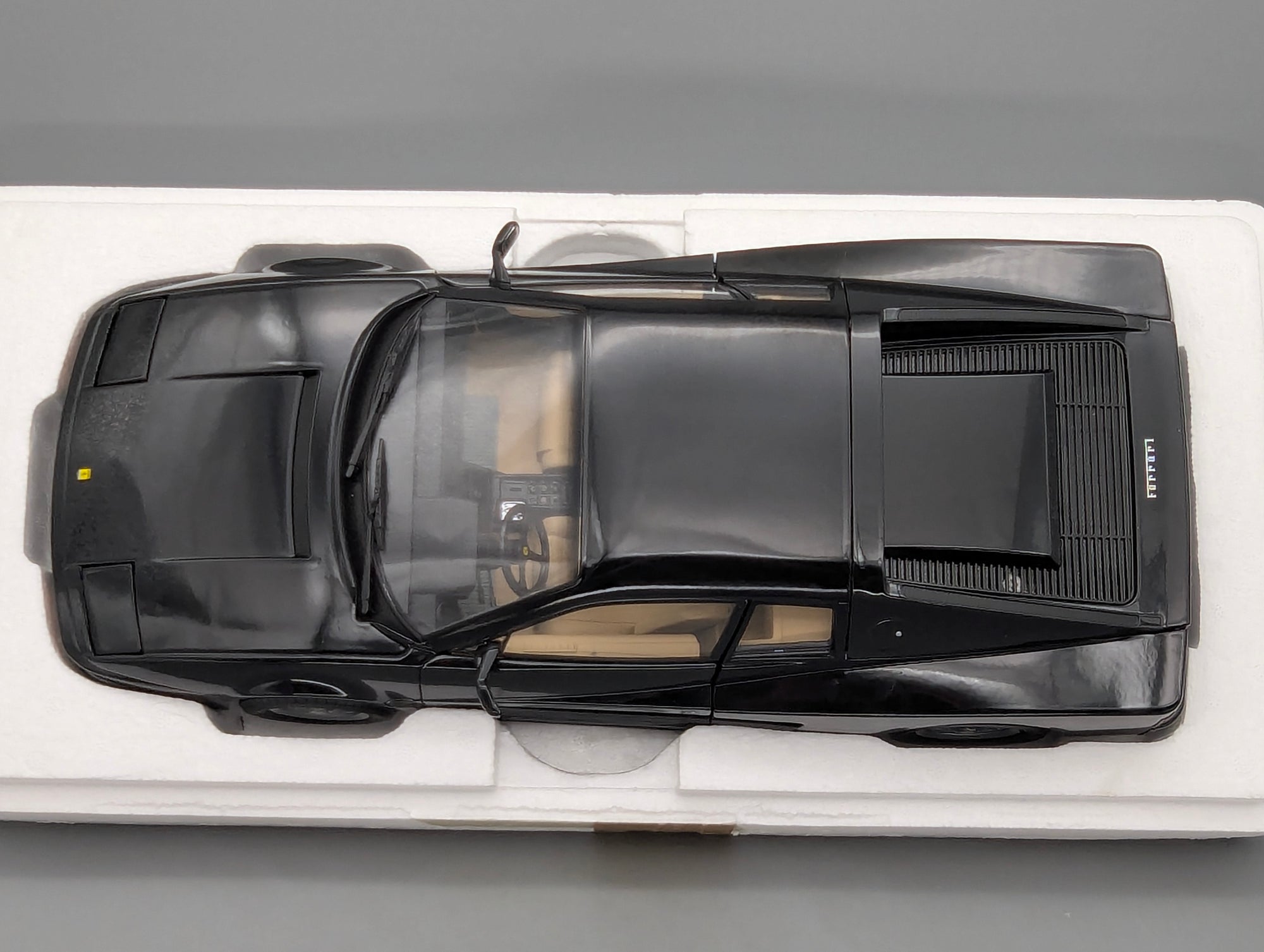Modellautos 1:12 KK-Scale Ferrari Testarossa Schwarz