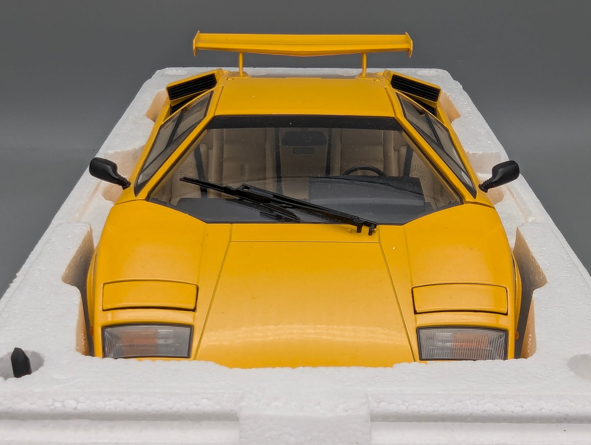 Modellautos 1:12 KK-Scale Lamborghini LP5000 Gelb