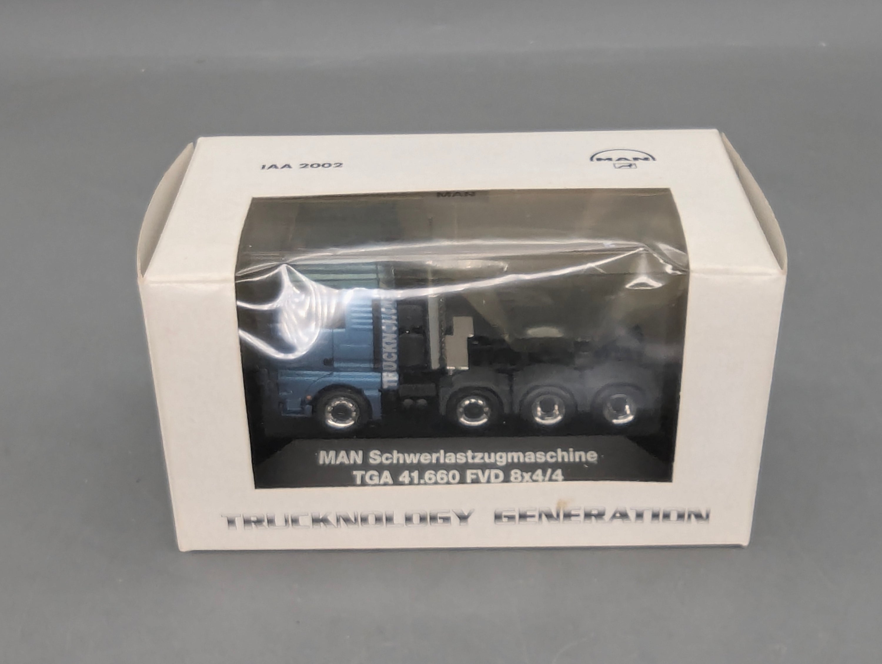Model Cars 1:12 Premium ClassiXXs BMW Isetta "Export" Light Blue with Original Packaging