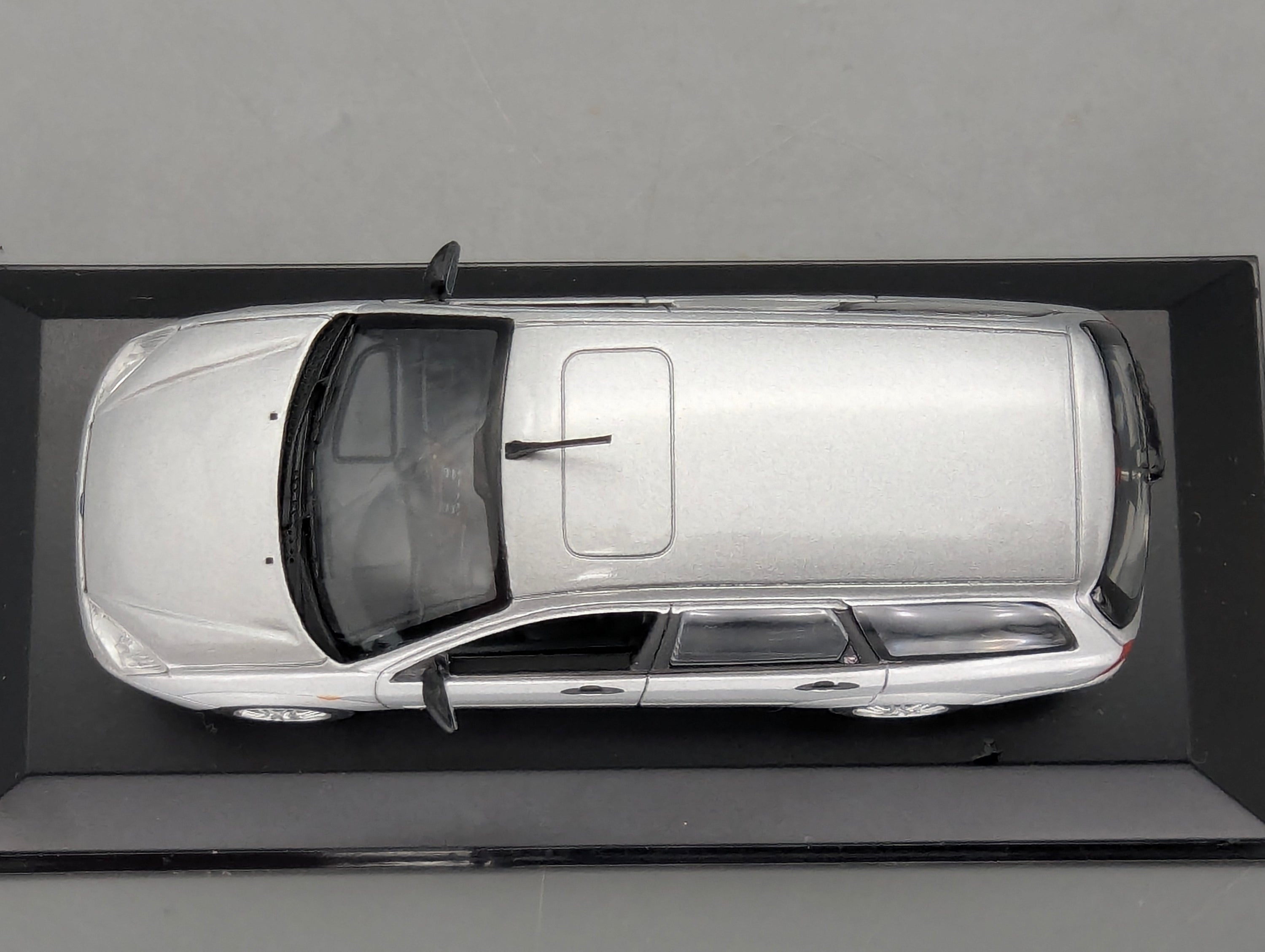 Coches en miniatura 1:43 Minichamps Mercedes Benz SL65 AMG Black Series Plata con embalaje original