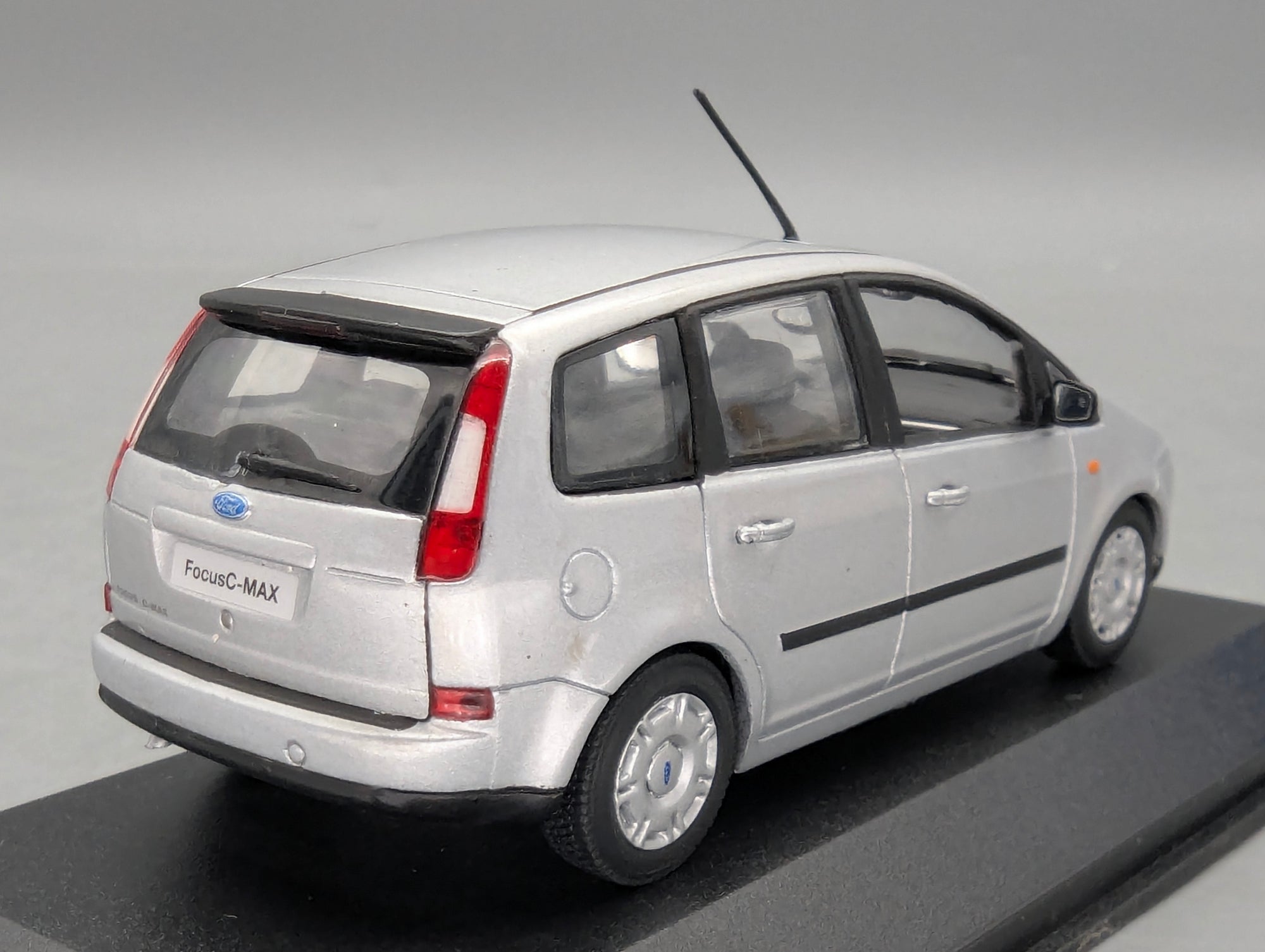 Model Cars 1:43 Minichamps Mercedes Benz SL65 AMG Black Series Silver with original packaging