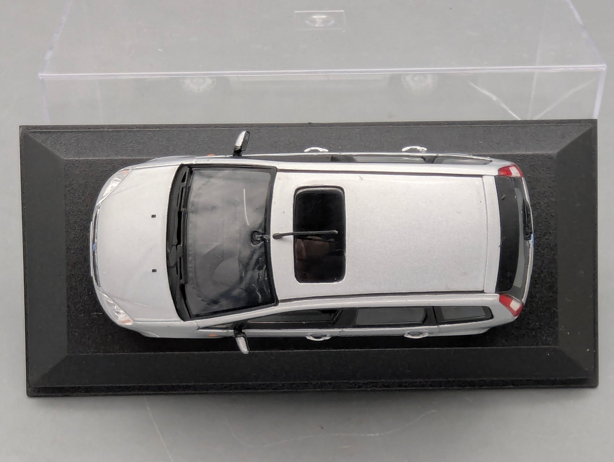 Model Cars 1:43 Minichamps Mercedes Benz SL65 AMG Black Series Silver with original packaging