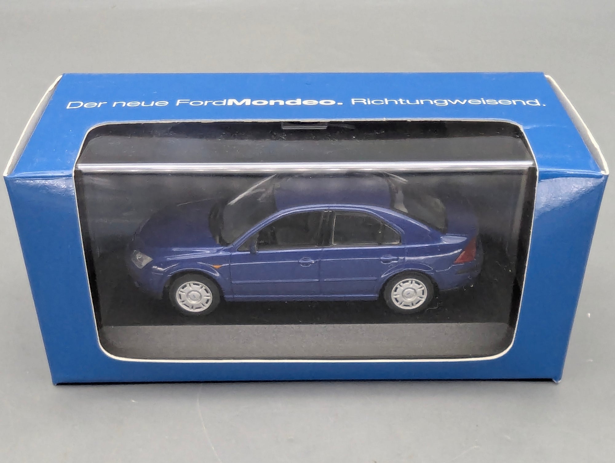 Coches en miniatura 1:43 Minichamps Mercedes Benz SL65 AMG Black Series Plata con embalaje original