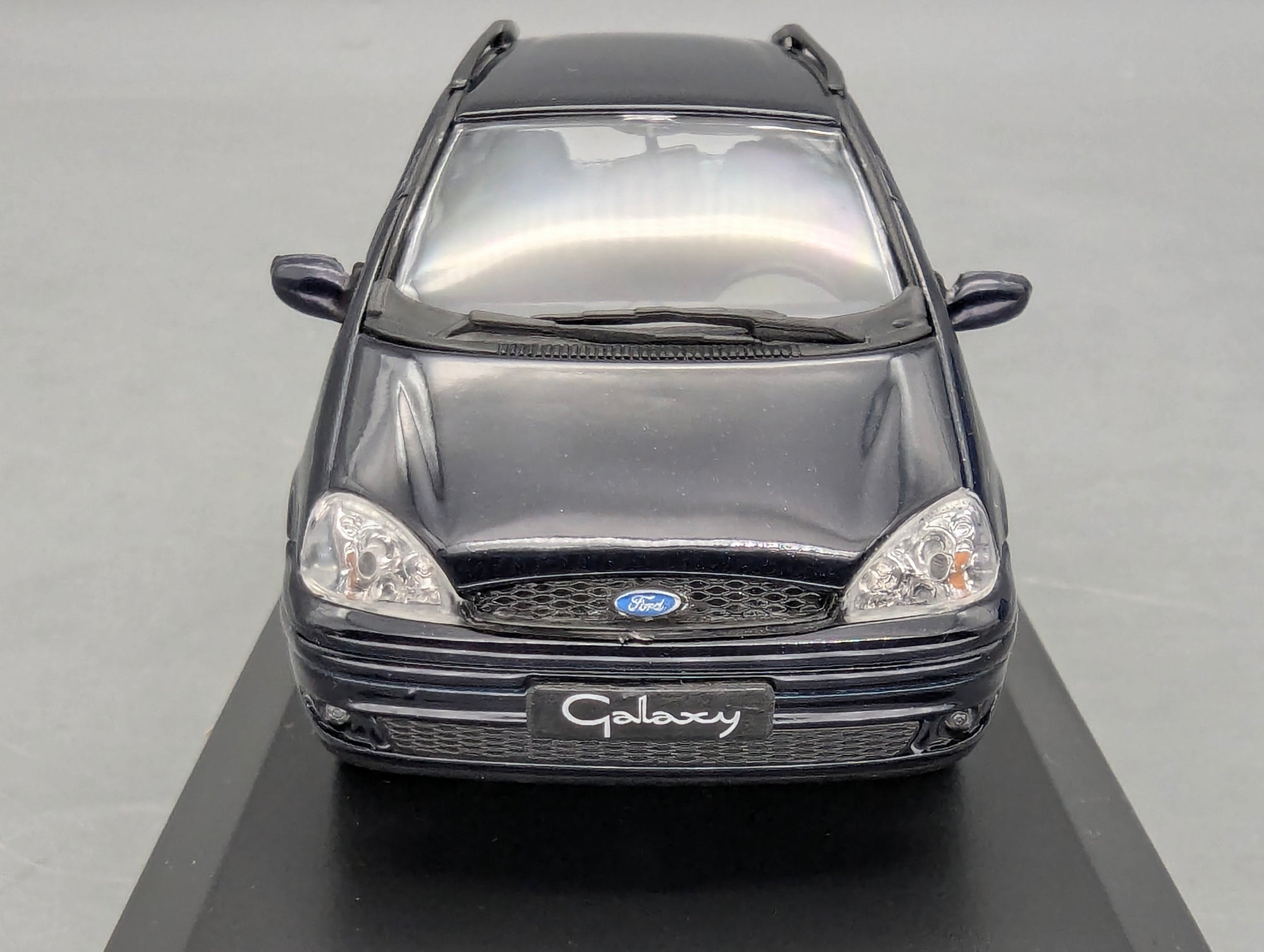 Model Cars 1:43 Minichamps Mercedes Benz SL65 AMG Black Series Silver with original packaging