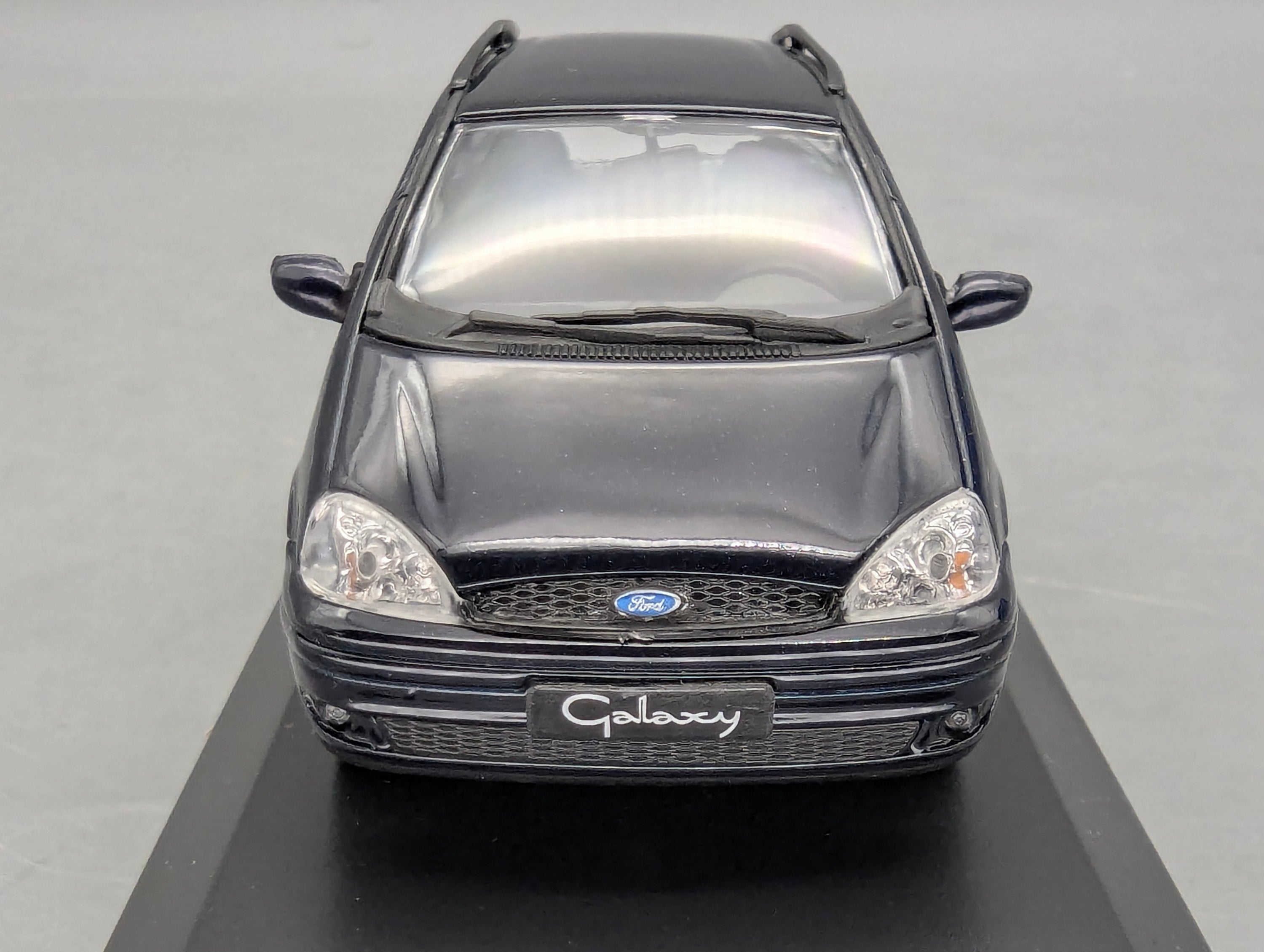 Model Cars 1:43 Minichamps Mercedes Benz SL65 AMG Black Series Silver with original packaging