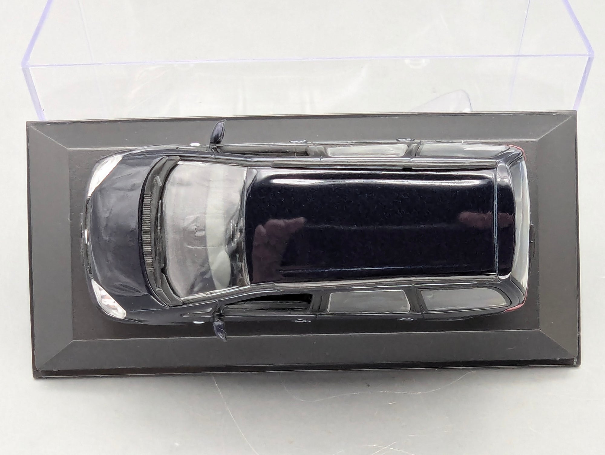 Model Cars 1:43 Minichamps Mercedes Benz SL65 AMG Black Series Silver with original packaging